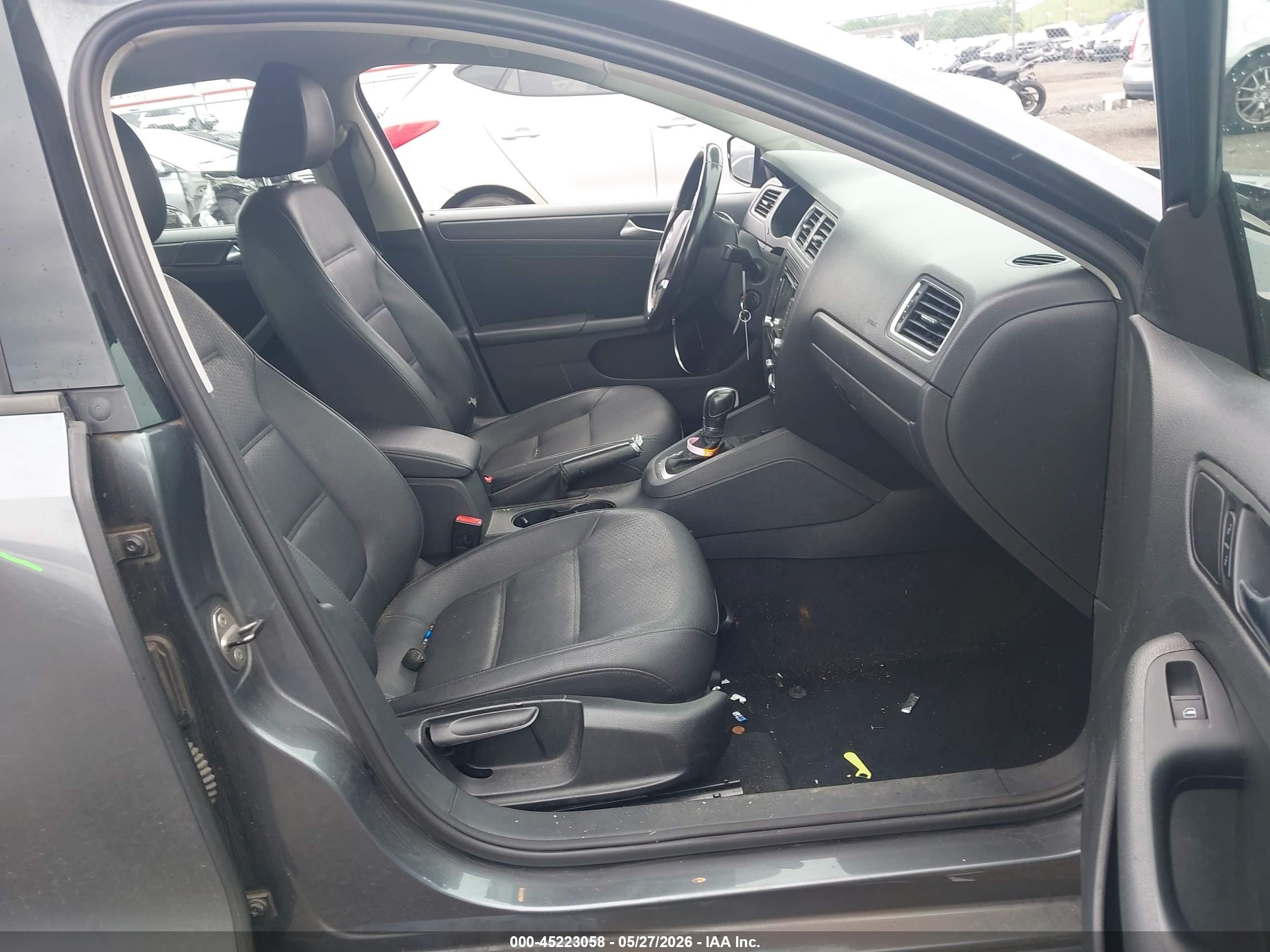 2012 Volkswagen Jetta 2.5l Se Gray vin: 3VWDP7AJXCM305095