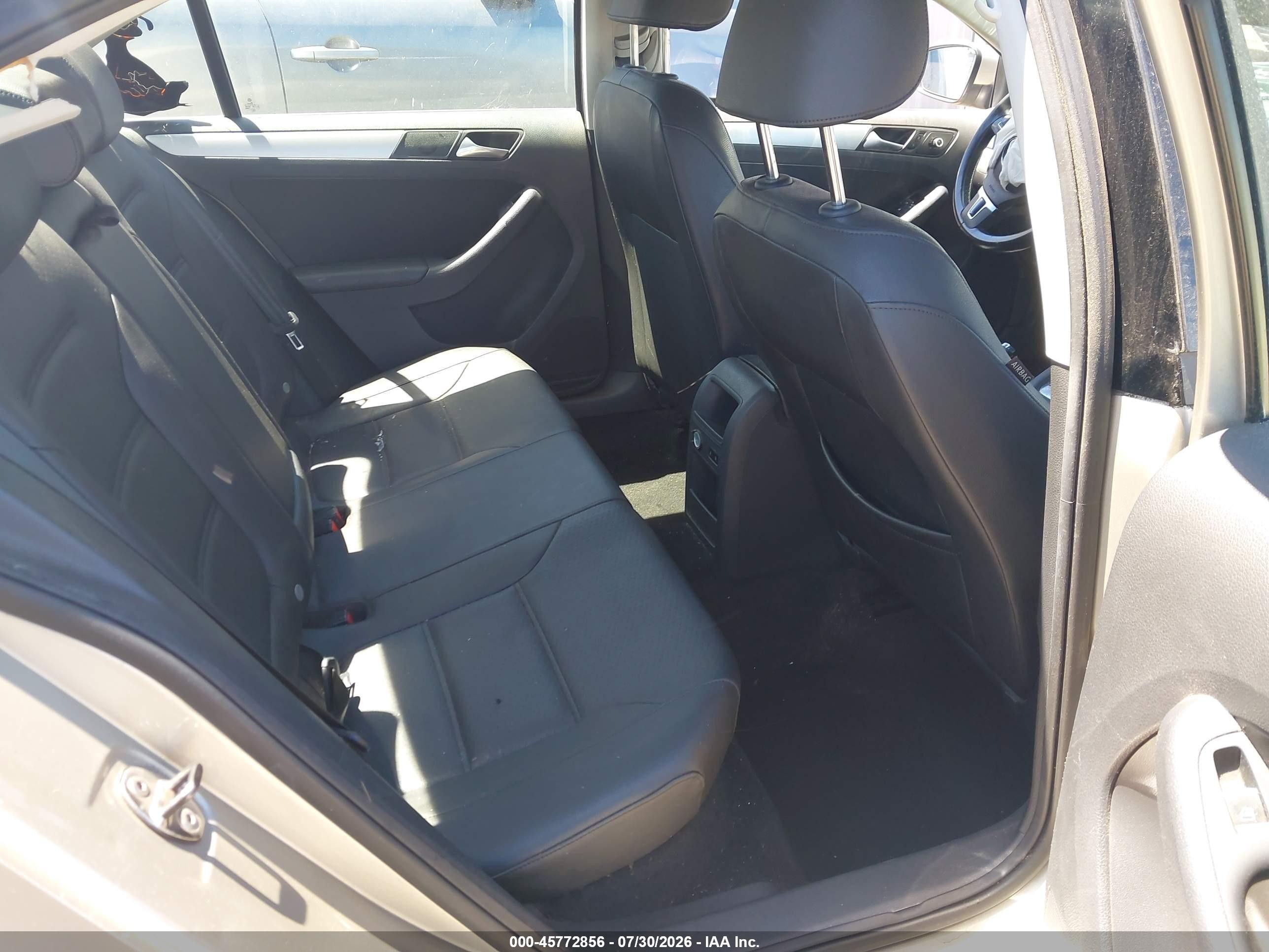 2013 Volkswagen Jetta 2.5l Se Gold vin: 3VWDP7AJXDM220839