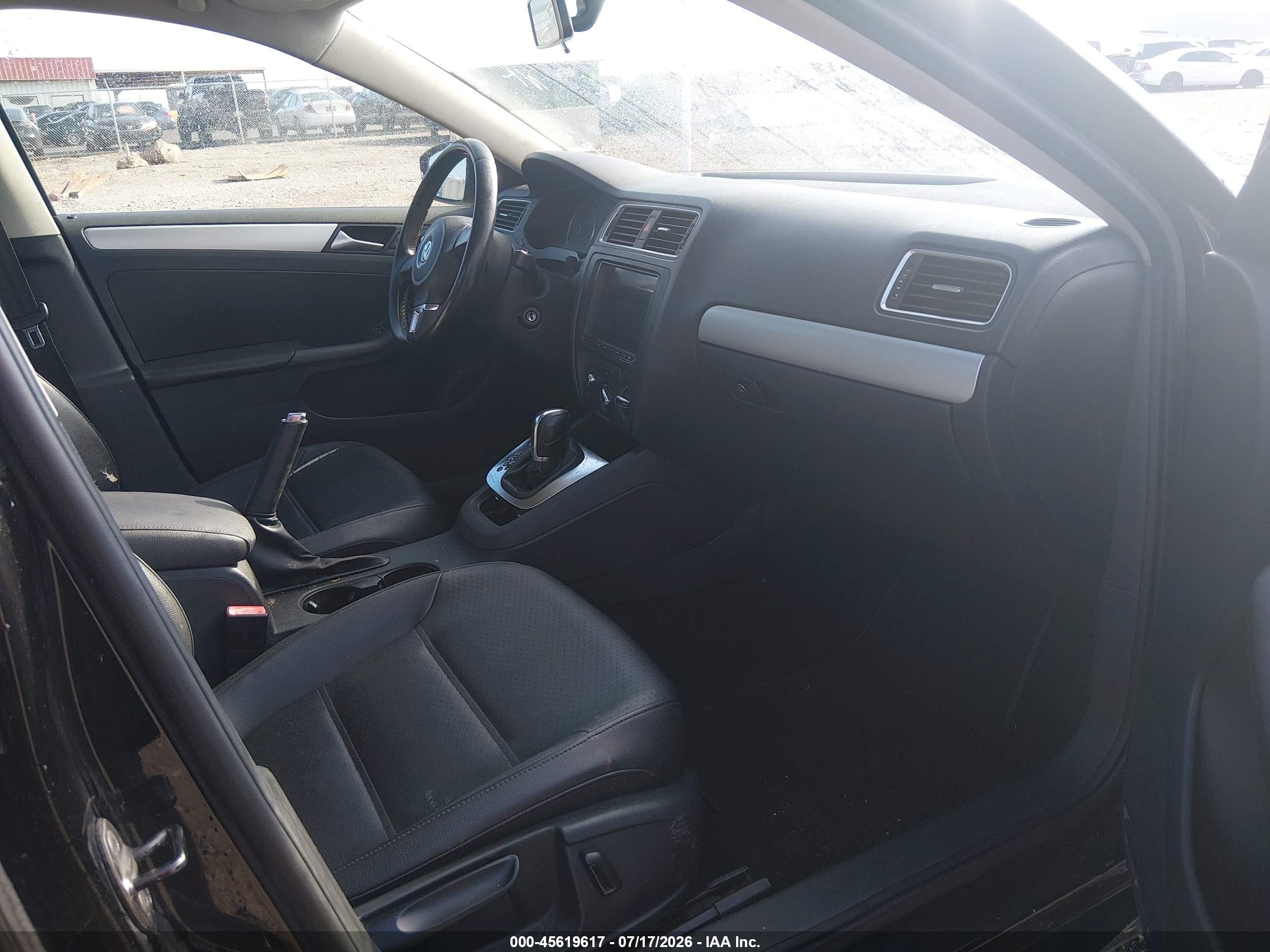 2013 Volkswagen Jetta 2.5l Se Black vin: 3VWDP7AJXDM245109