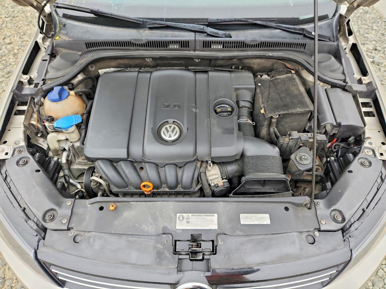 2013 Volkswagen Jetta Se Tan vin: 3VWDP7AJXDM263156