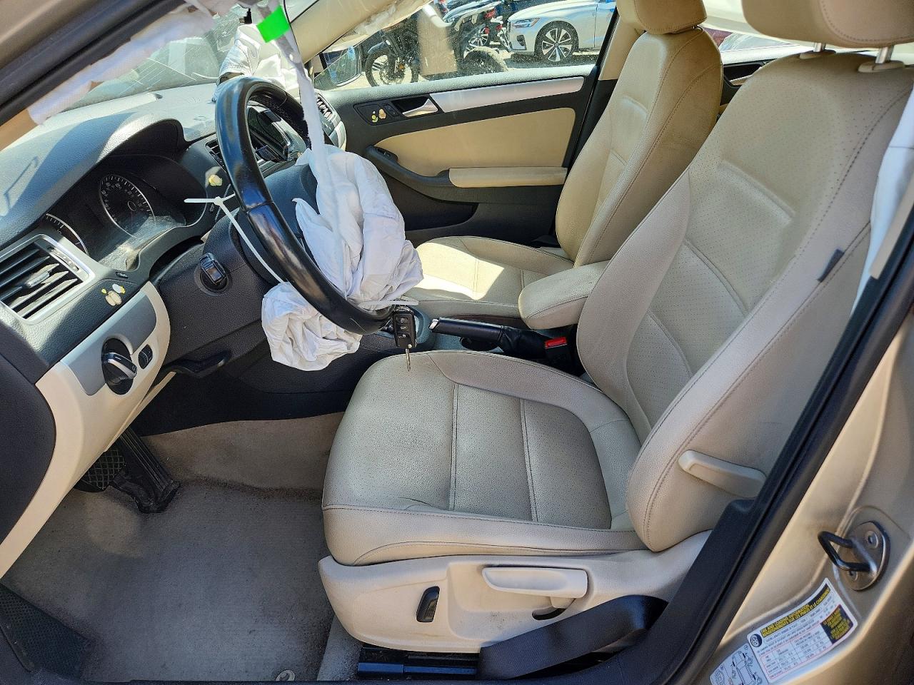 2013 Volkswagen Jetta Se Silver vin: 3VWDP7AJXDM276120