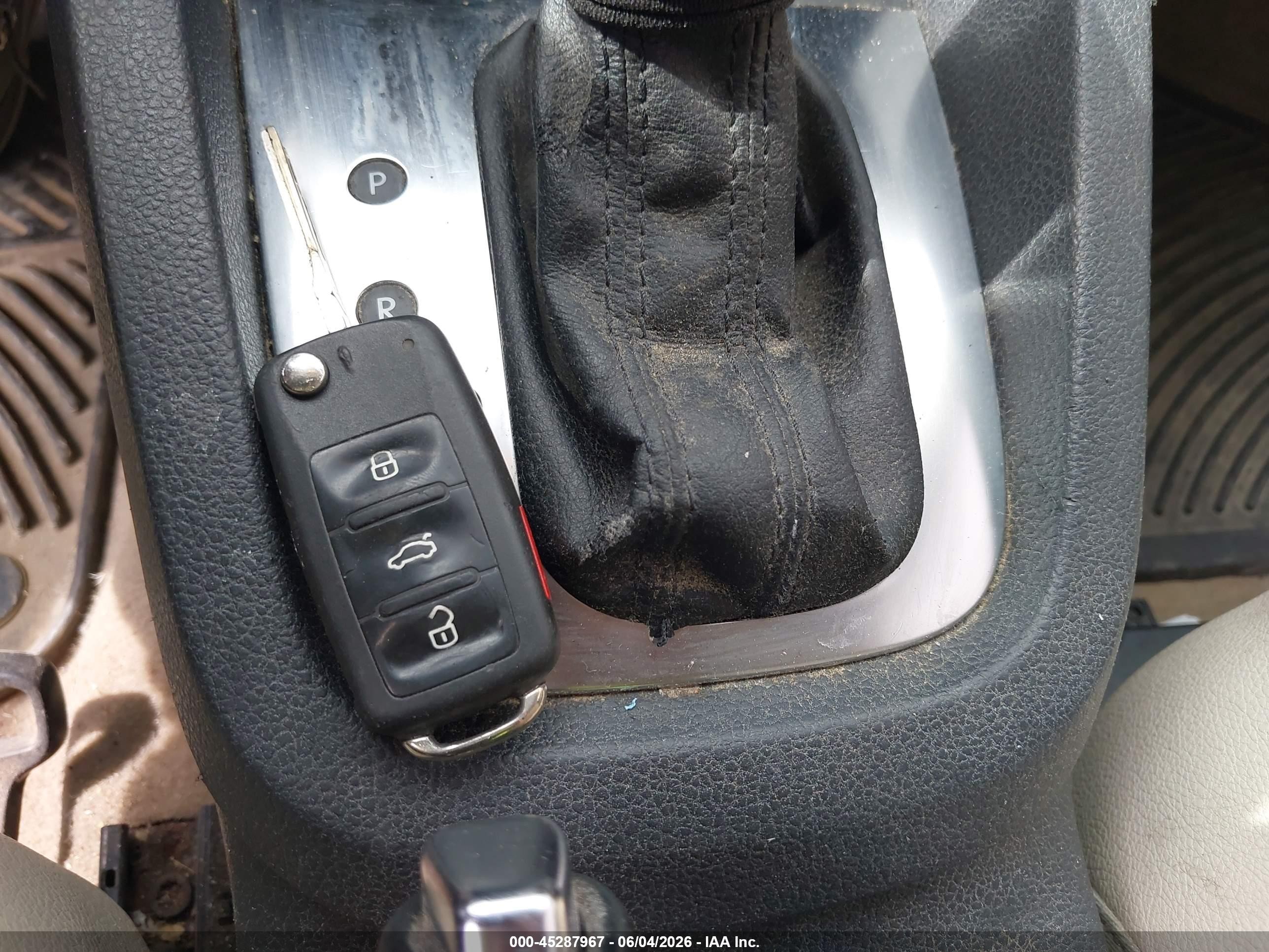 2011 Volkswagen Jetta Se Blue vin: 3VWDX7AJ0BM021456