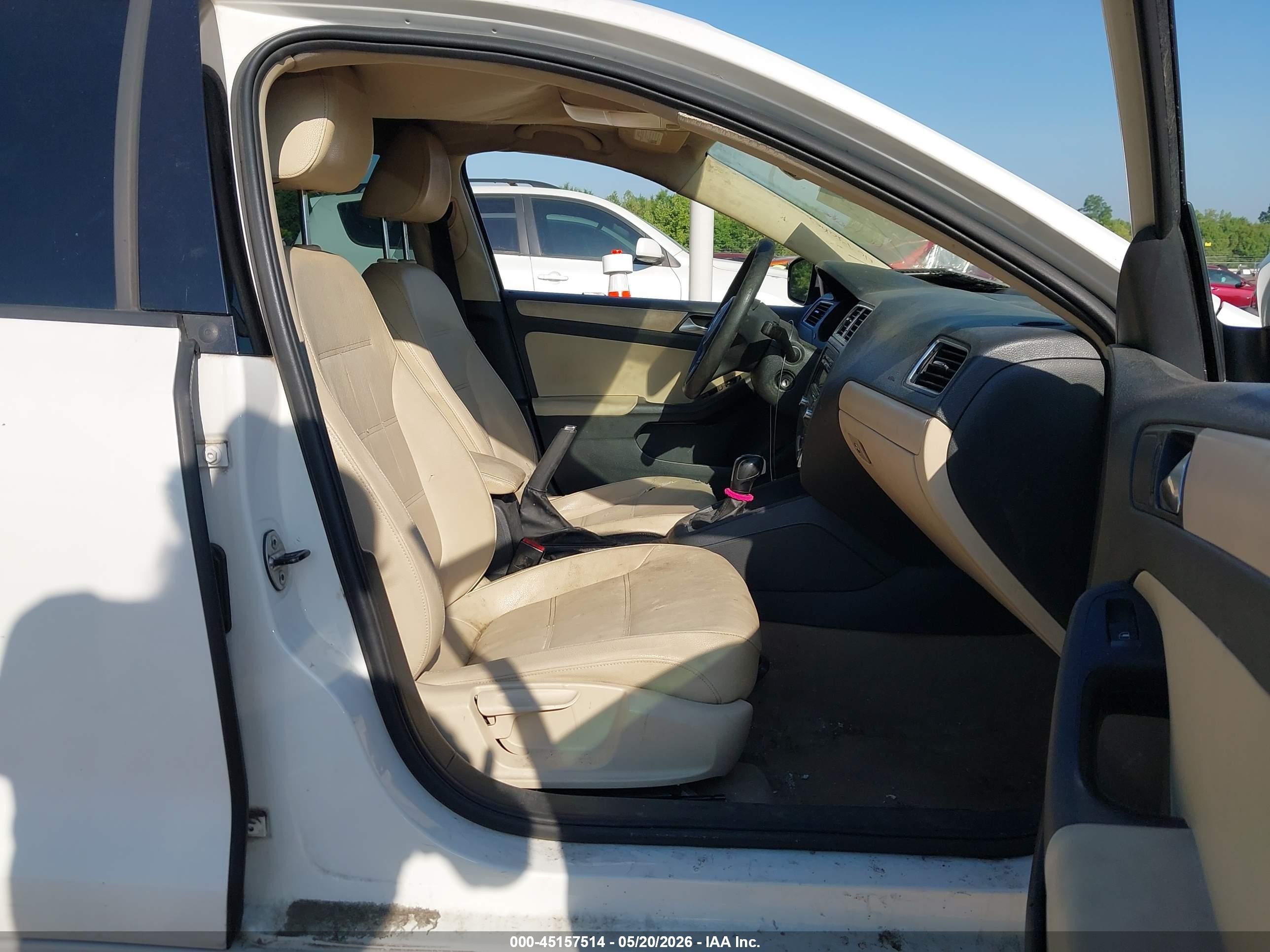 2011 Volkswagen Jetta 2.5l Se White vin: 3VWDX7AJ0BM351579