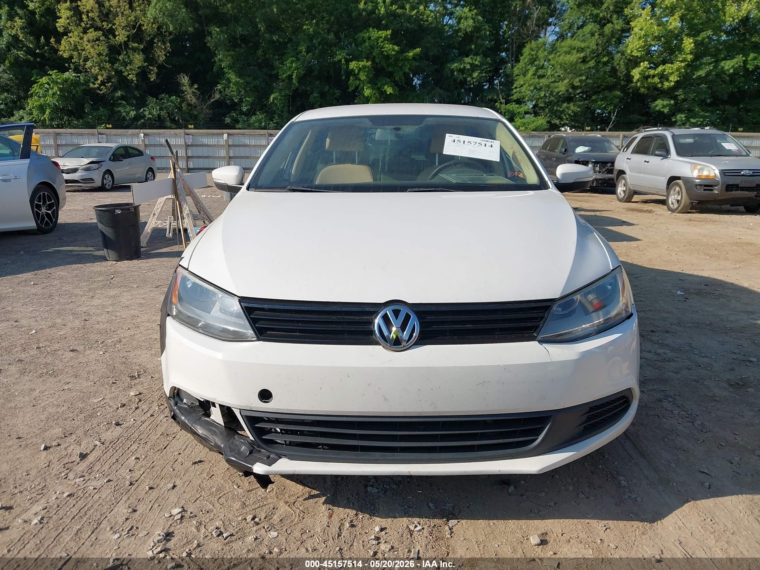 2011 Volkswagen Jetta 2.5l Se White vin: 3VWDX7AJ0BM351579
