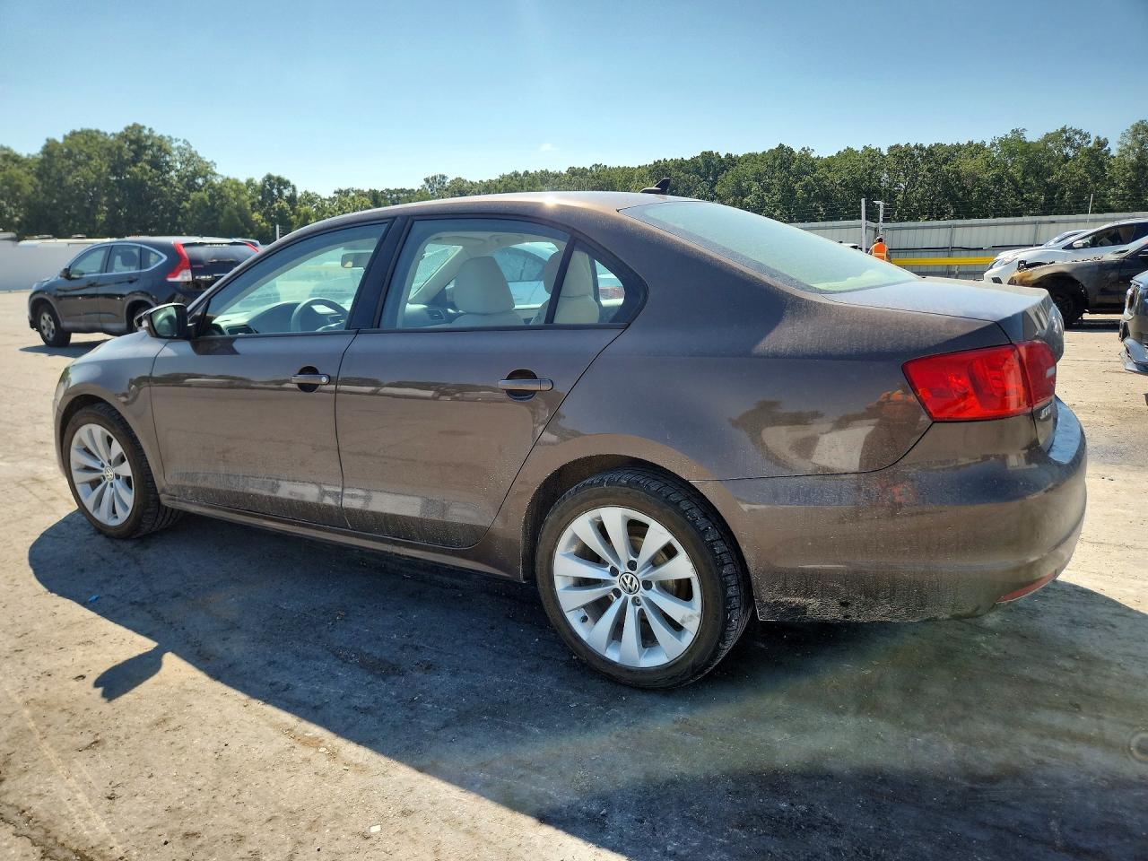 2011 Volkswagen Jetta Se Brown vin: 3VWDX7AJ0BM388275