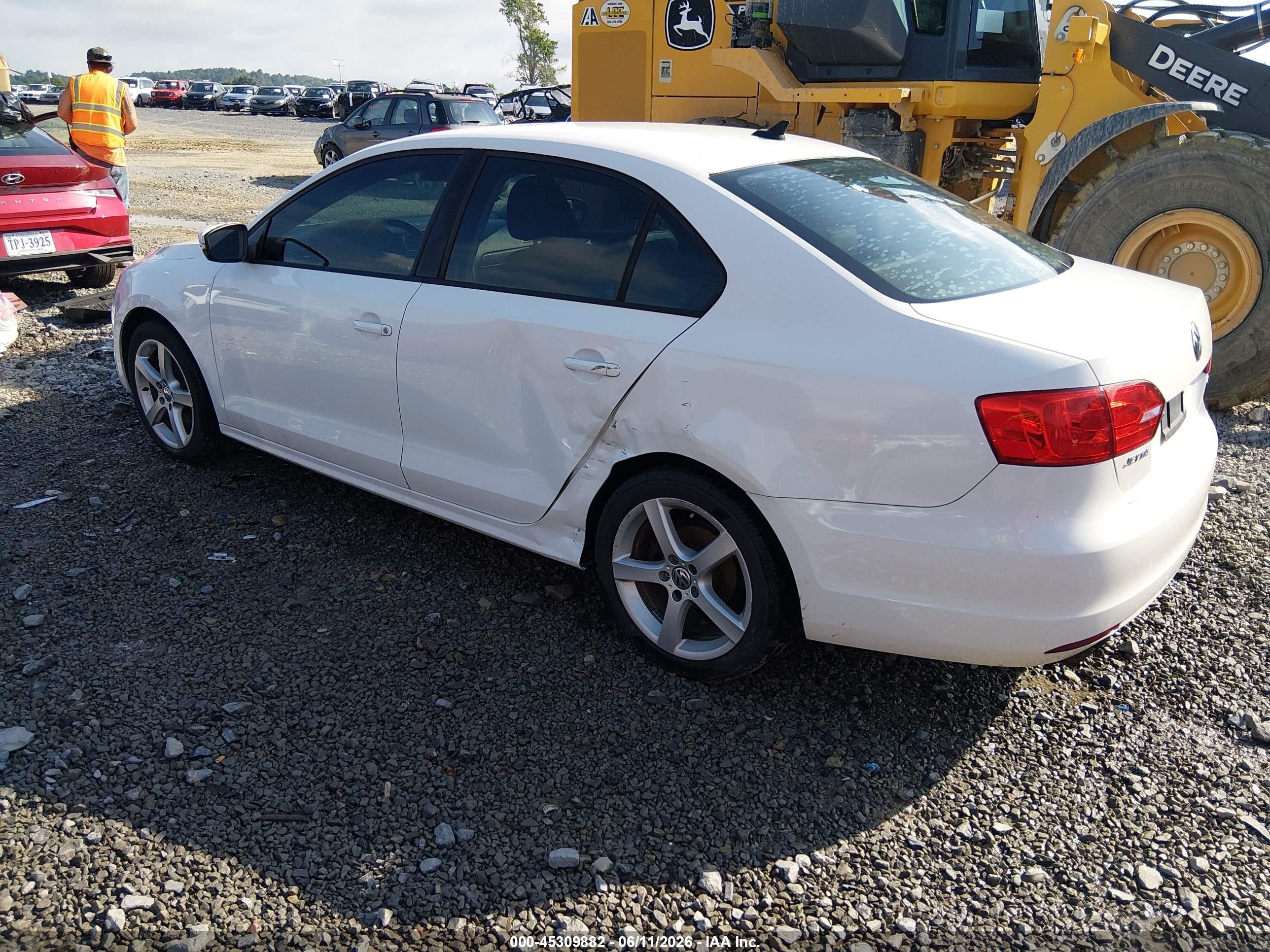 2012 Volkswagen Jetta 2.5l Se White vin: 3VWDX7AJ0CM107870