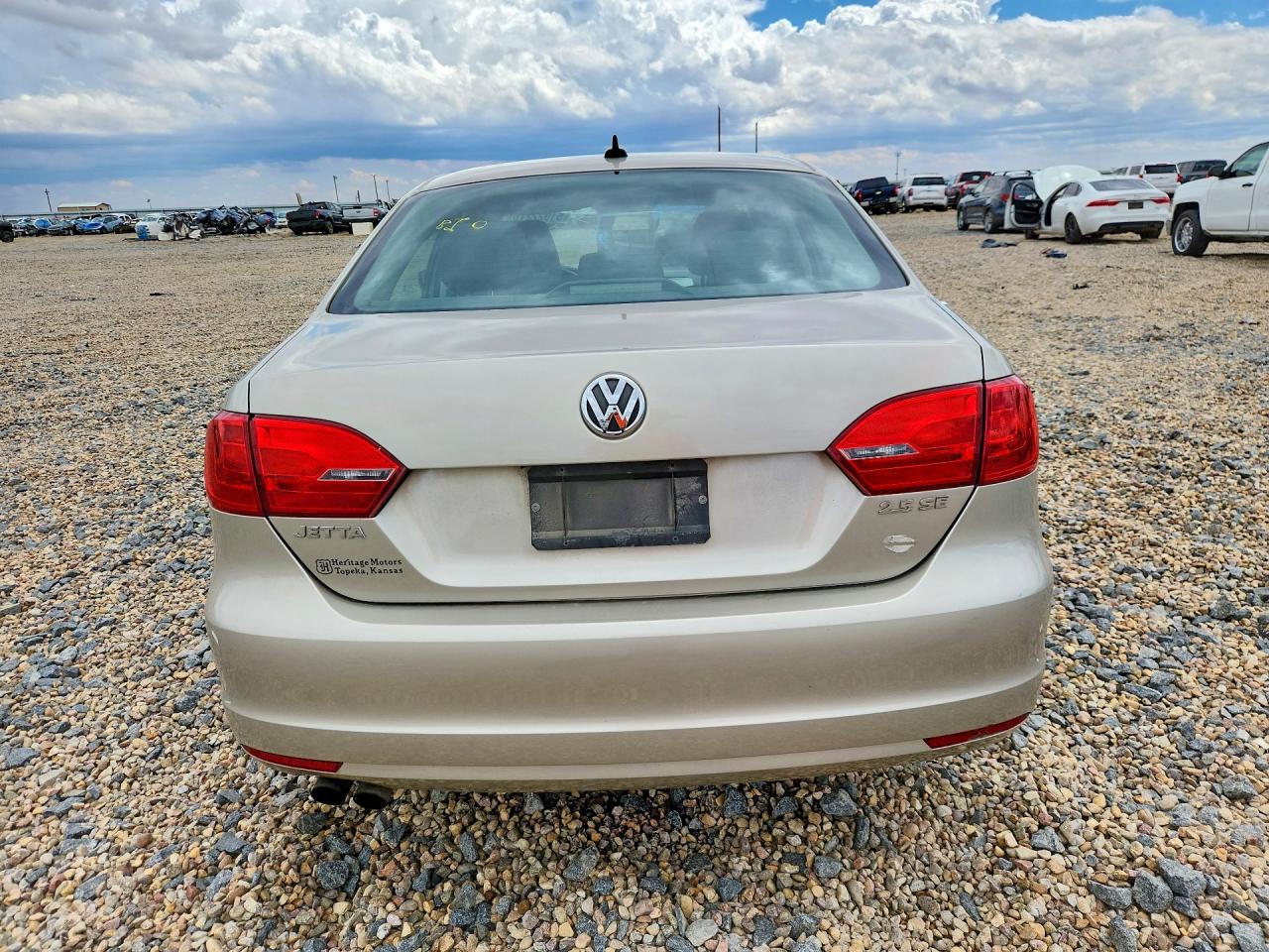 2013 Volkswagen Jetta Se Желто-коричневый vin: 3VWDX7AJ0DM235236