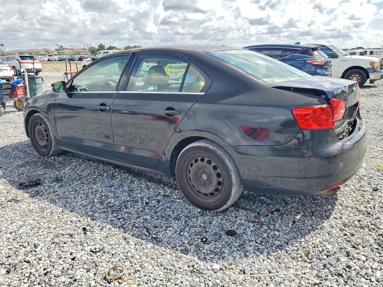 2013 Volkswagen Jetta Se Black vin: 3VWDX7AJ0DM297915