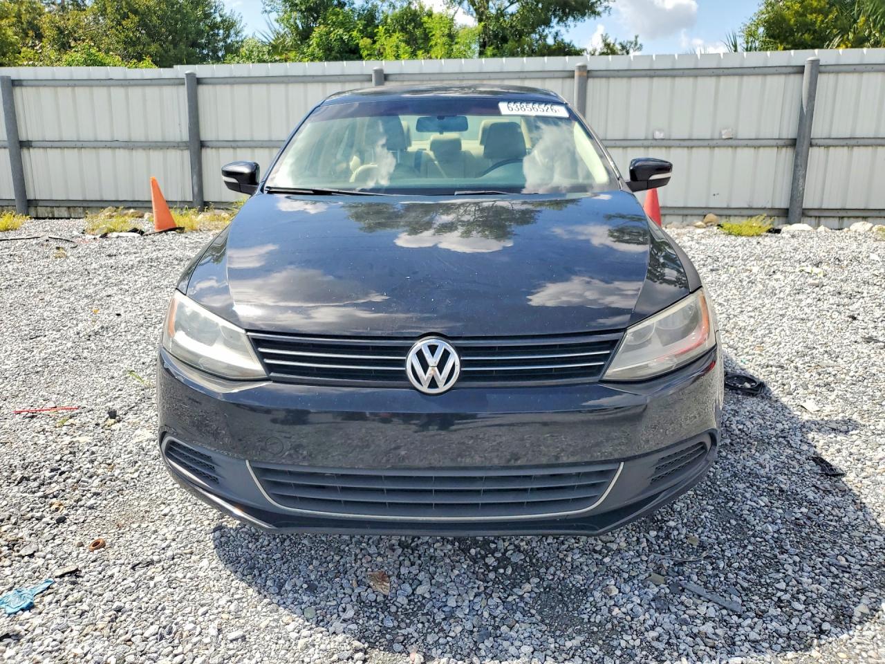 2013 Volkswagen Jetta Se Black vin: 3VWDX7AJ0DM297915