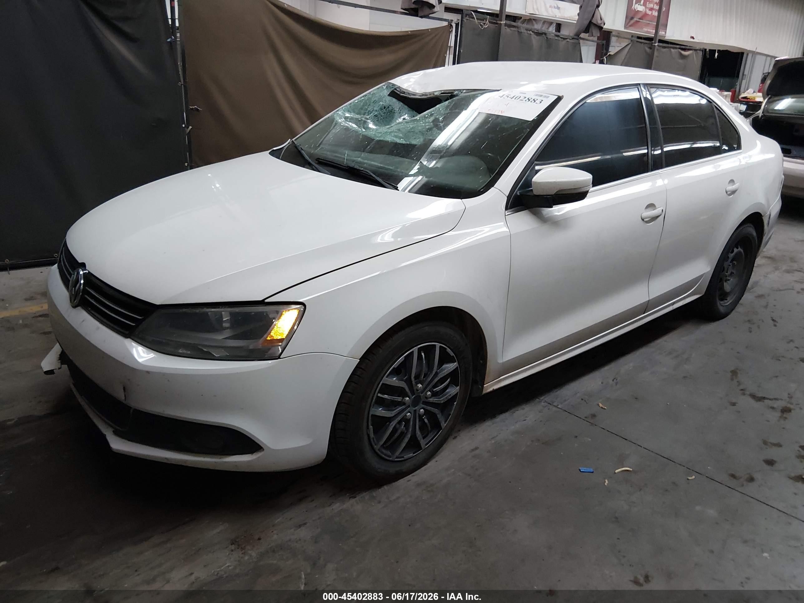 2013 Volkswagen Jetta 2.5l Se White vin: 3VWDX7AJ0DM436893