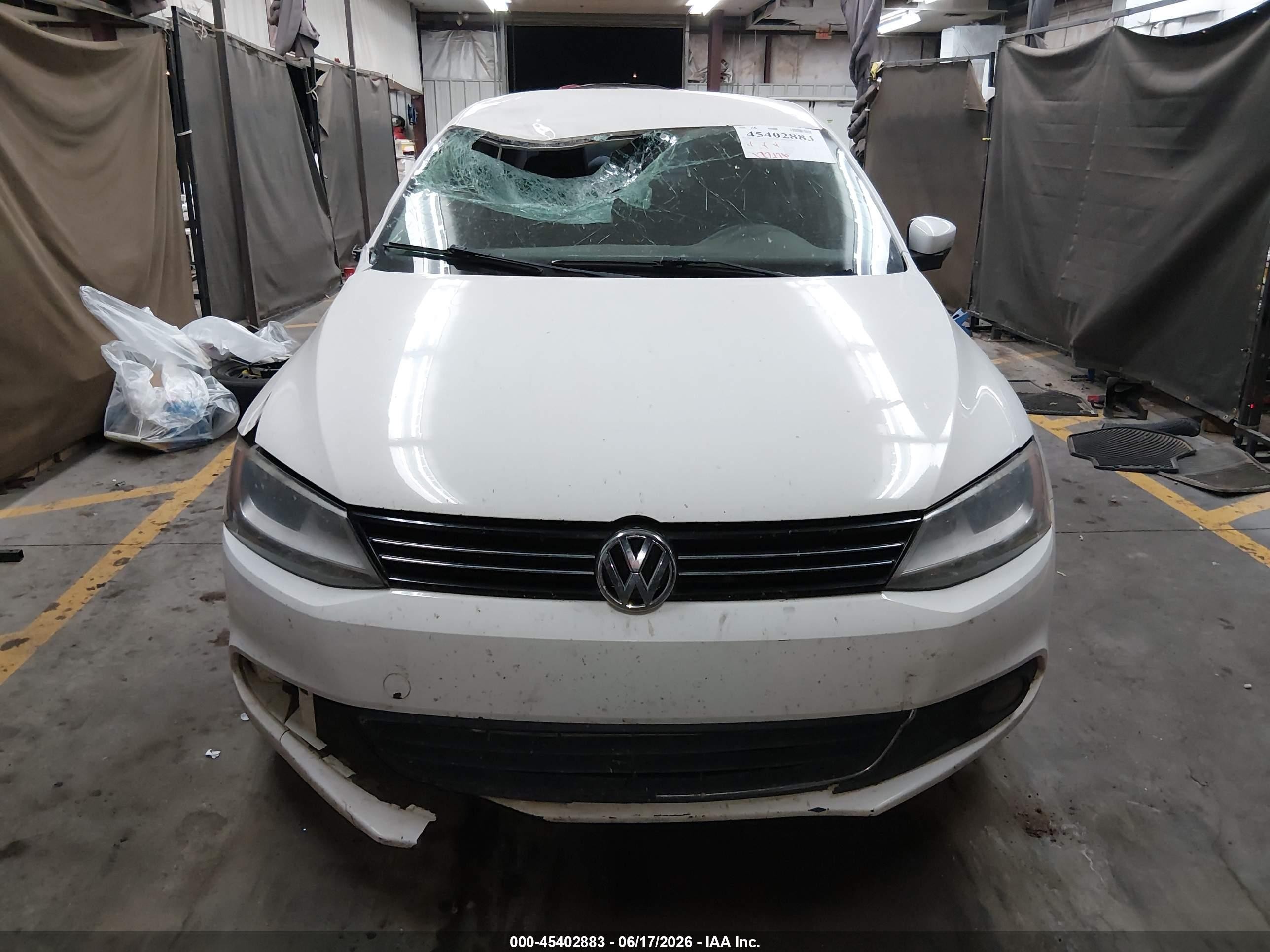 2013 Volkswagen Jetta 2.5l Se White vin: 3VWDX7AJ0DM436893