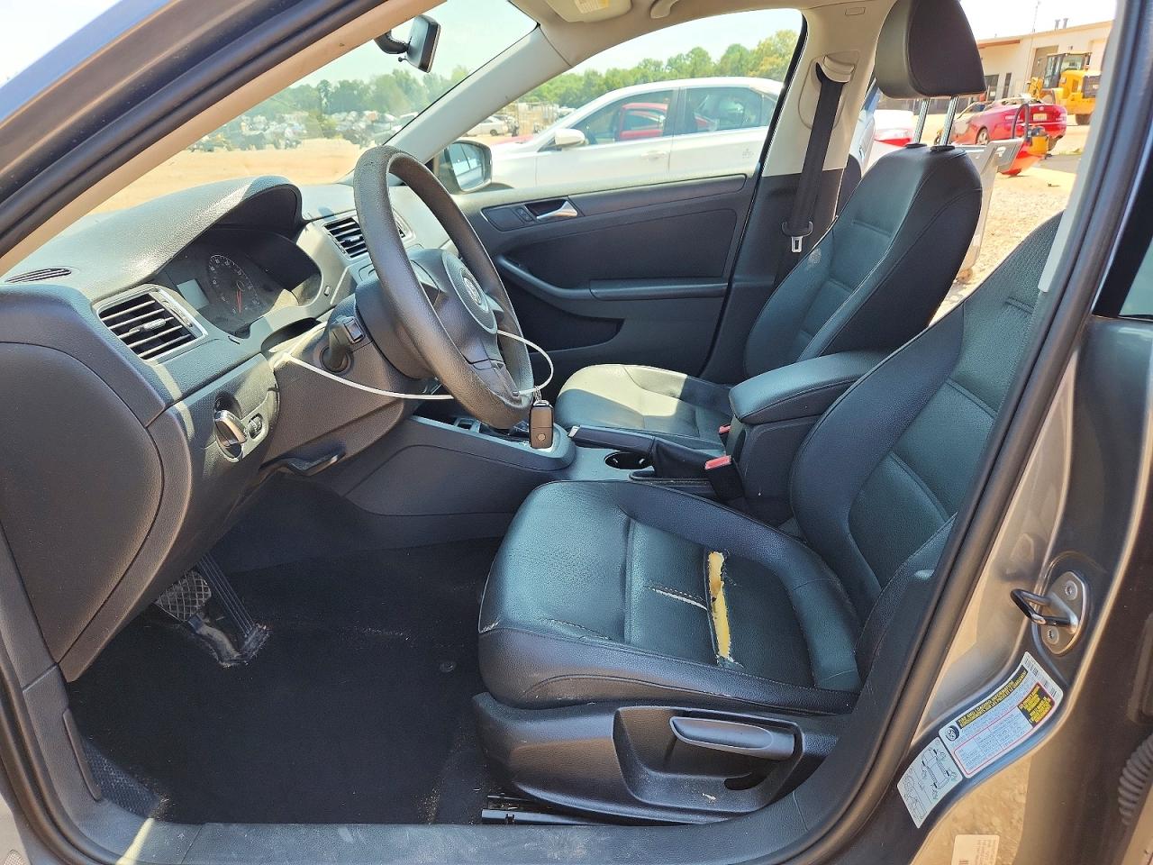 2011 Volkswagen Jetta Se Gray vin: 3VWDX7AJ1BM338453