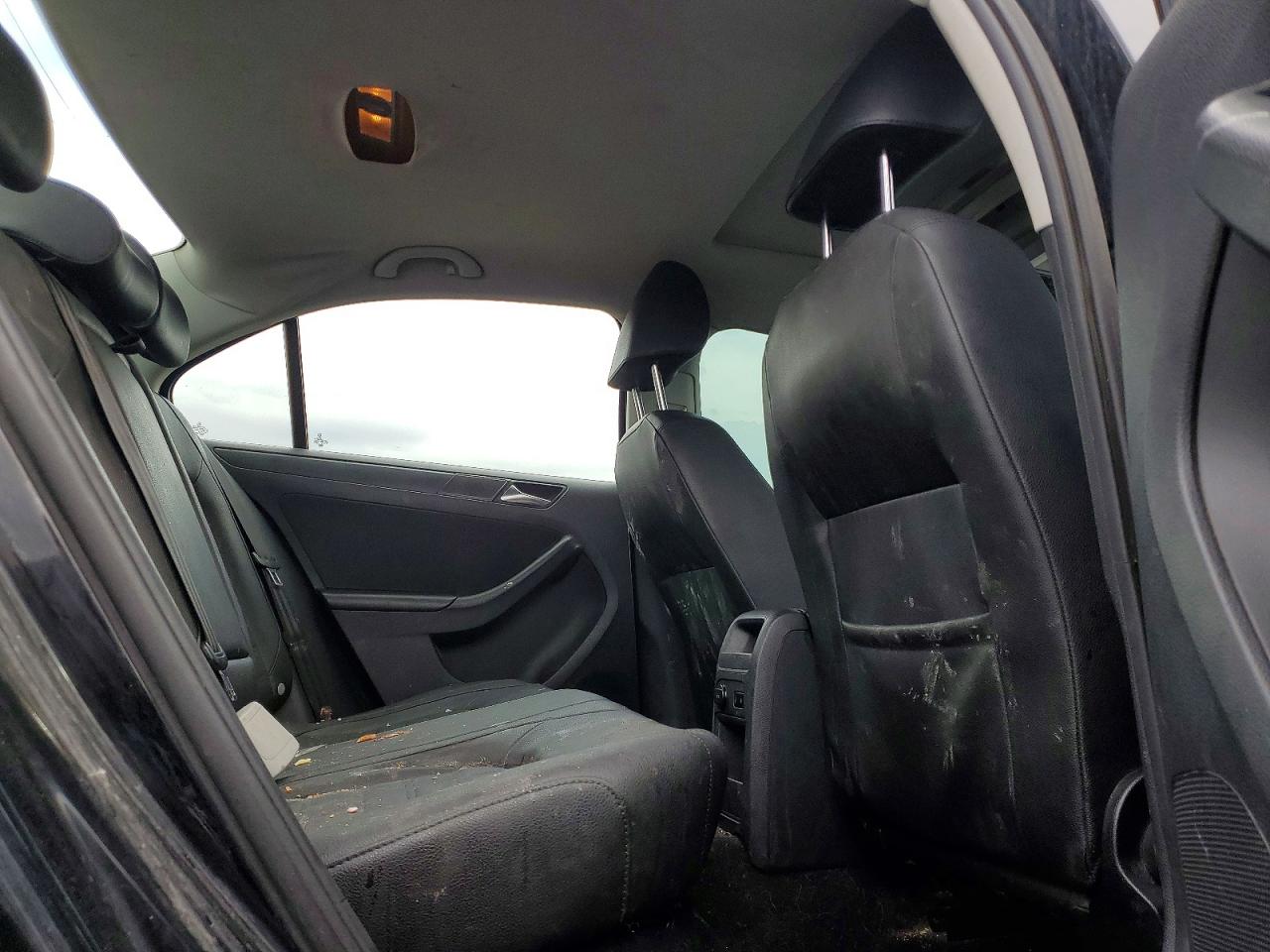 2011 Volkswagen Jetta Se Черный vin: 3VWDX7AJ1BM341837
