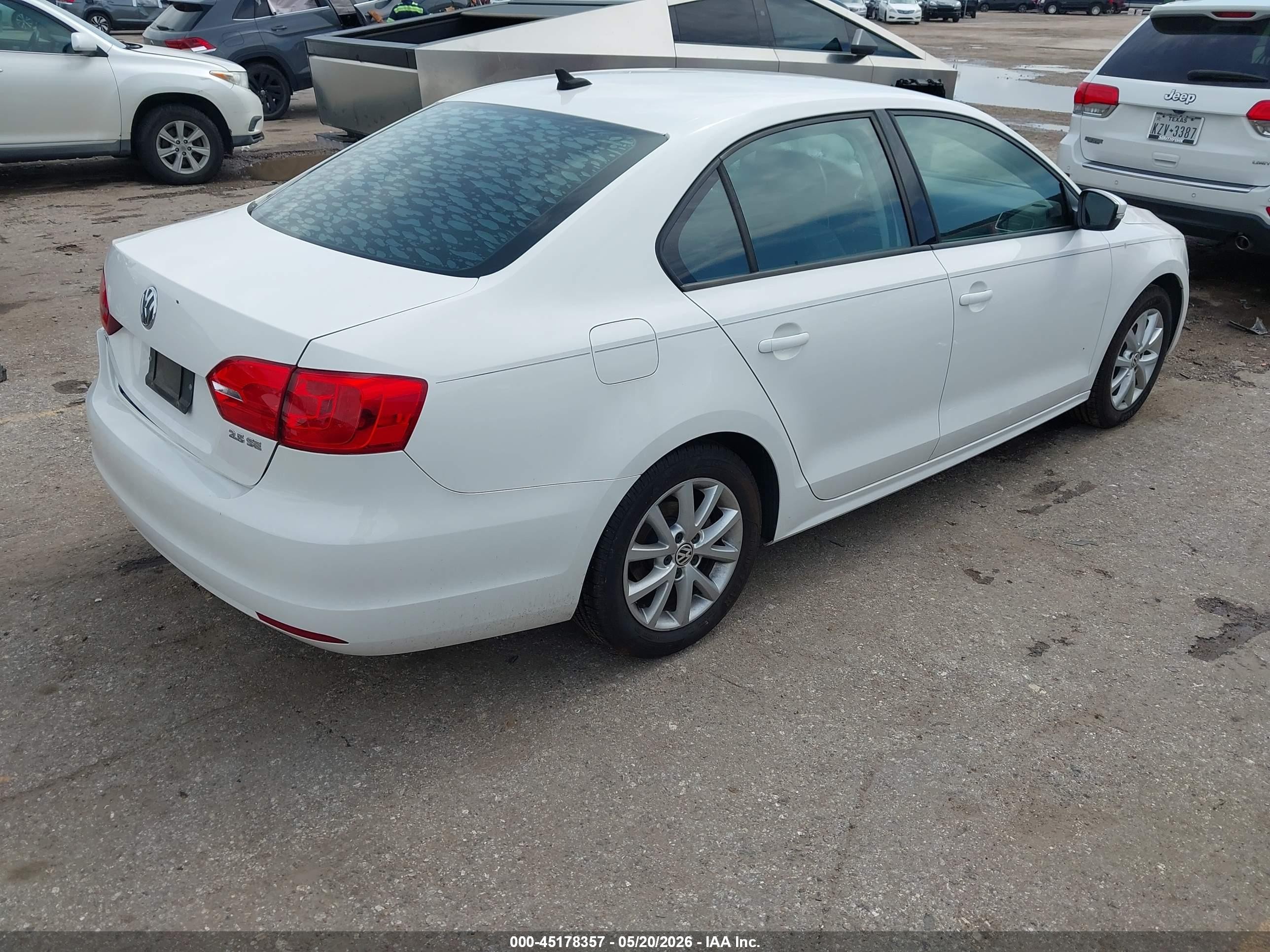 2012 Volkswagen Jetta 2.5l Se White vin: 3VWDX7AJ1CM356940