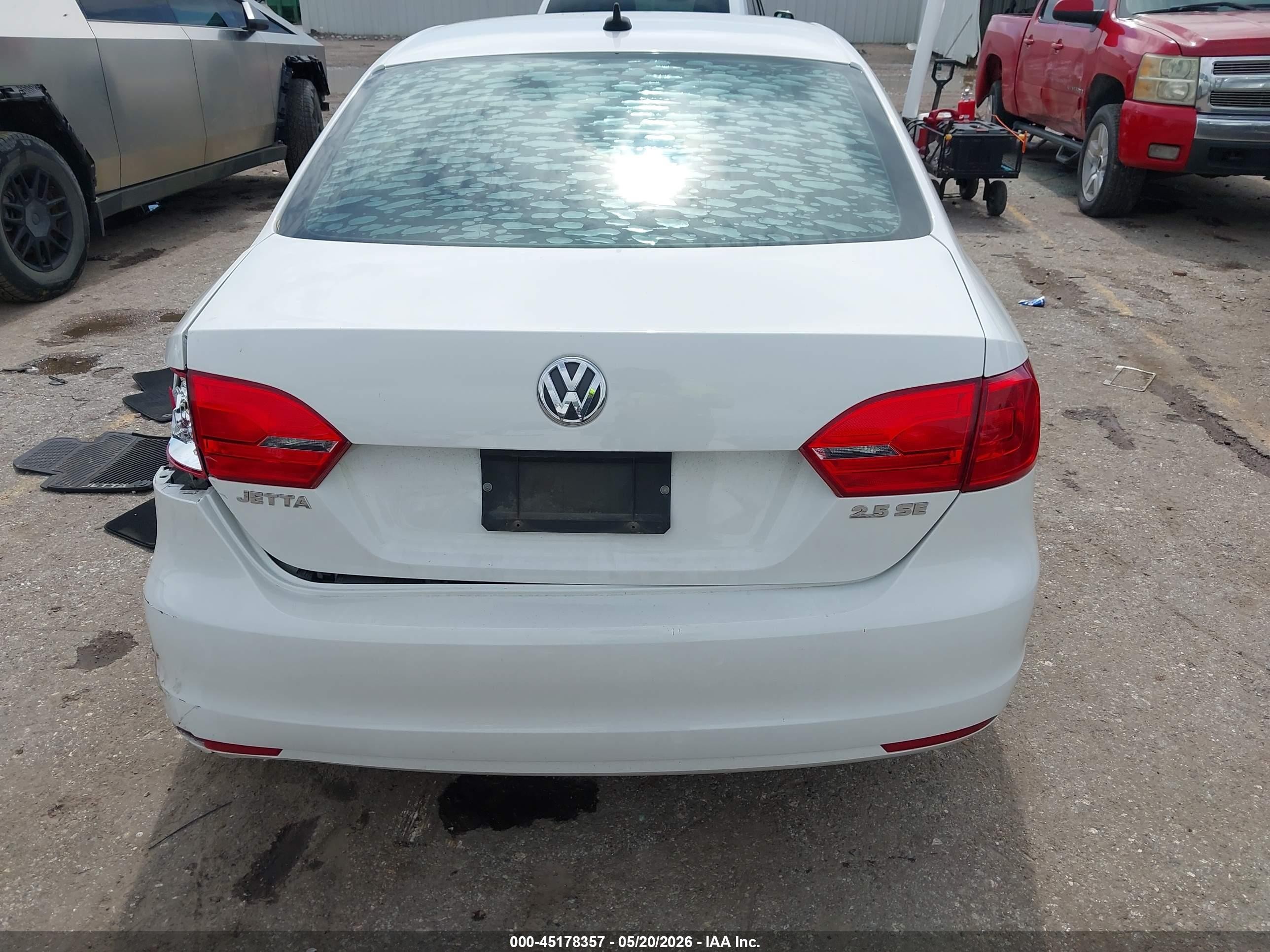 2012 Volkswagen Jetta 2.5l Se White vin: 3VWDX7AJ1CM356940