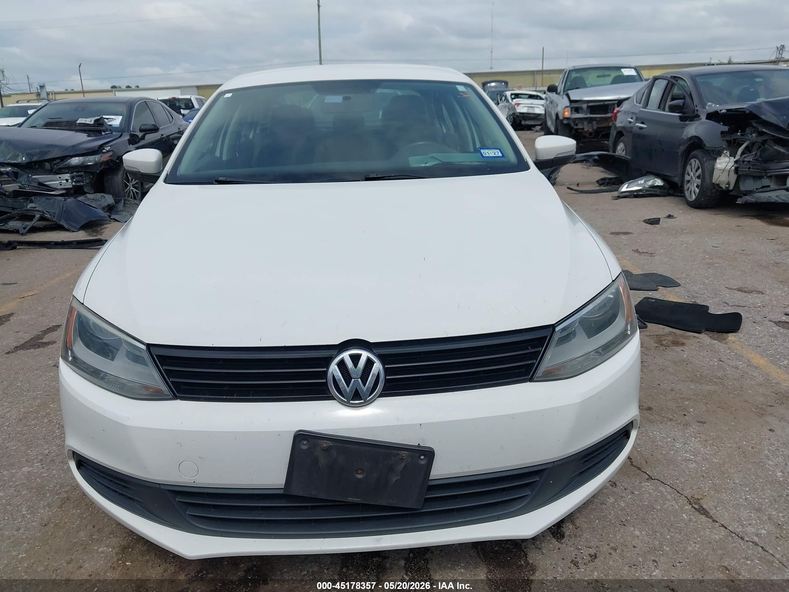 2012 Volkswagen Jetta 2.5l Se White vin: 3VWDX7AJ1CM356940