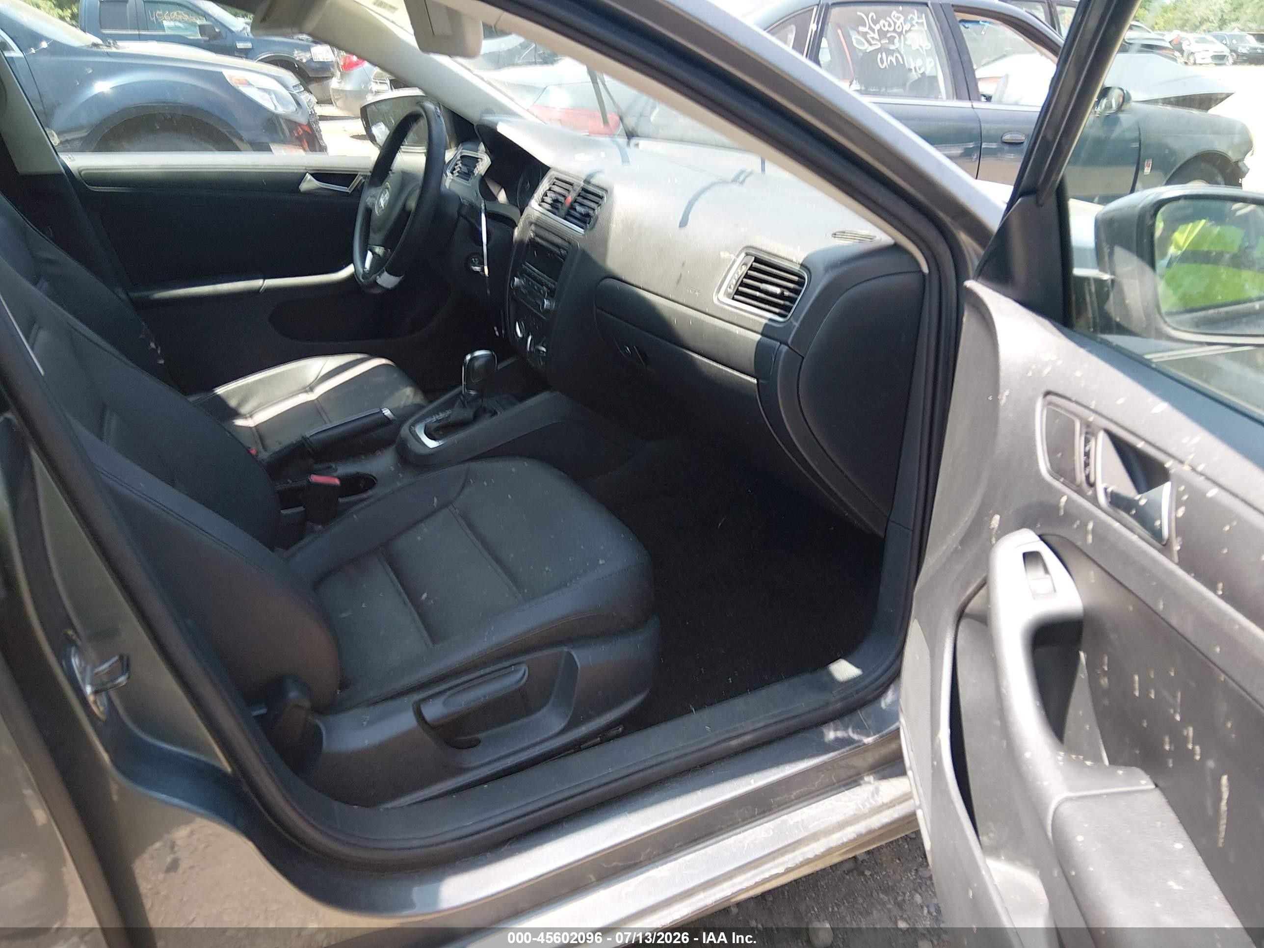 2012 Volkswagen Jetta 2.5l Se Gray vin: 3VWDX7AJ1CM362169