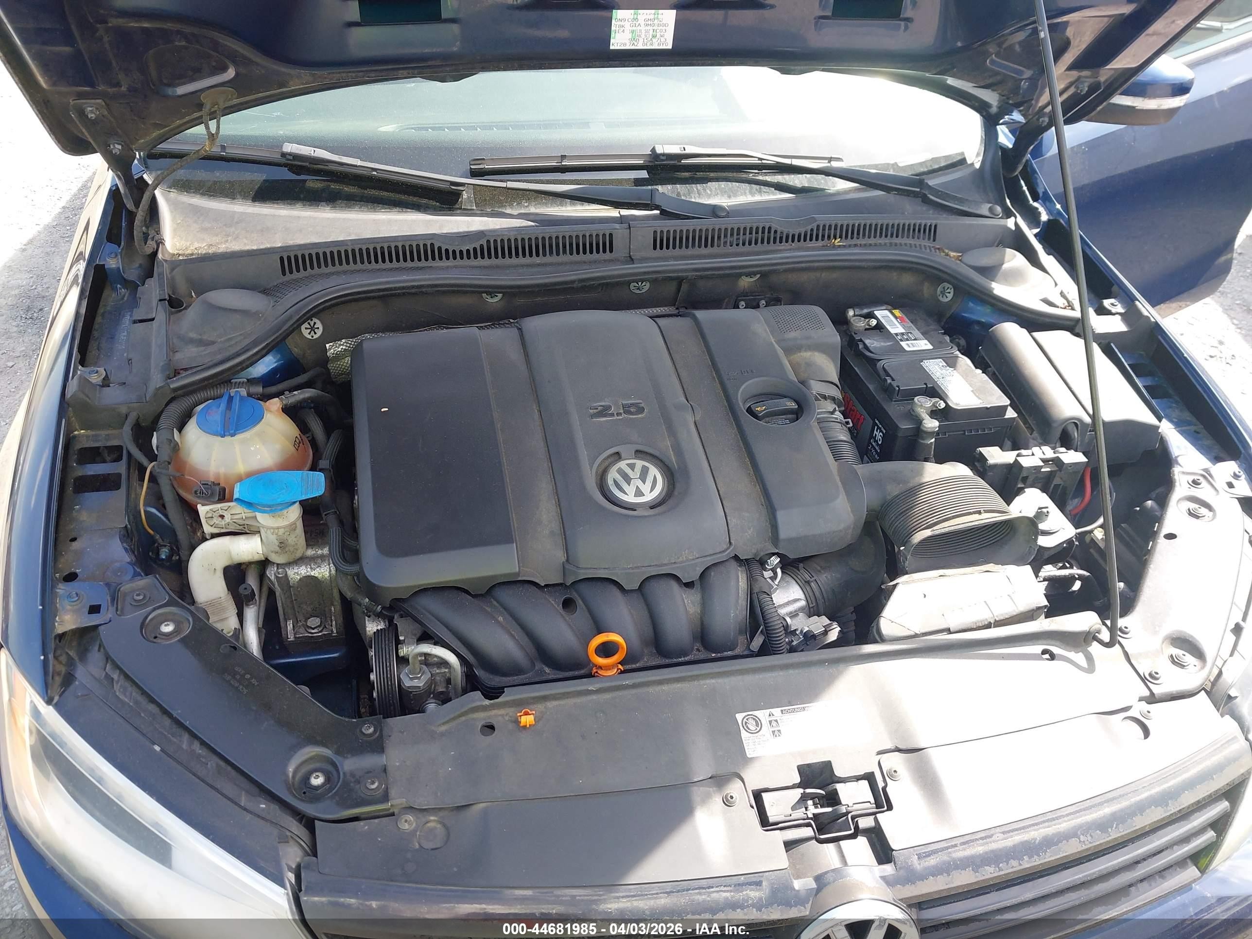 2012 Volkswagen Jetta 2.5l Se Синий vin: 3VWDX7AJ1CM452129