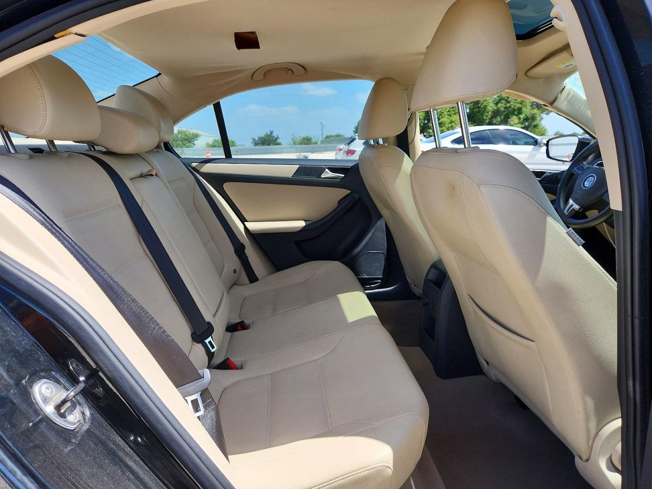 2012 Volkswagen Jetta Se Black vin: 3VWDX7AJ1CM461641