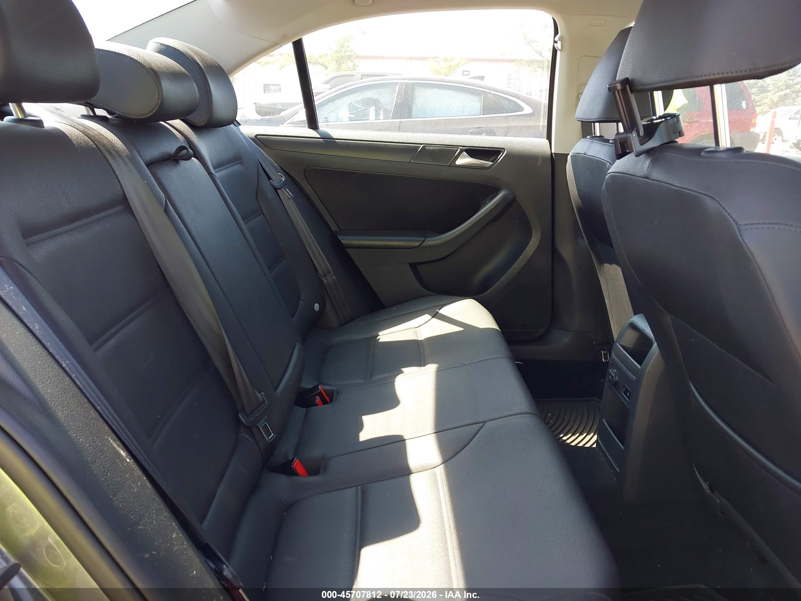 2012 Volkswagen Jetta 2.5l Se Gray vin: 3VWDX7AJ1CM468783