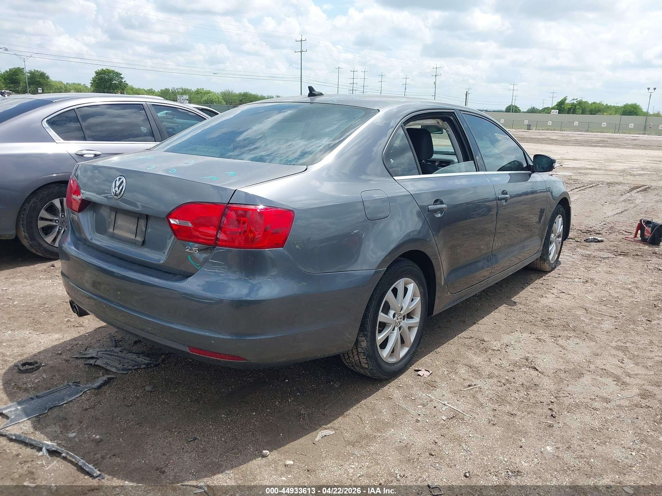 2013 Volkswagen Jetta 2.5l Se Gray vin: 3VWDX7AJ1DM435980