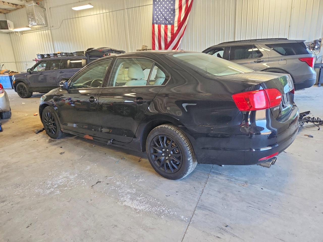 2011 Volkswagen Jetta Se Black vin: 3VWDX7AJ2BM382820