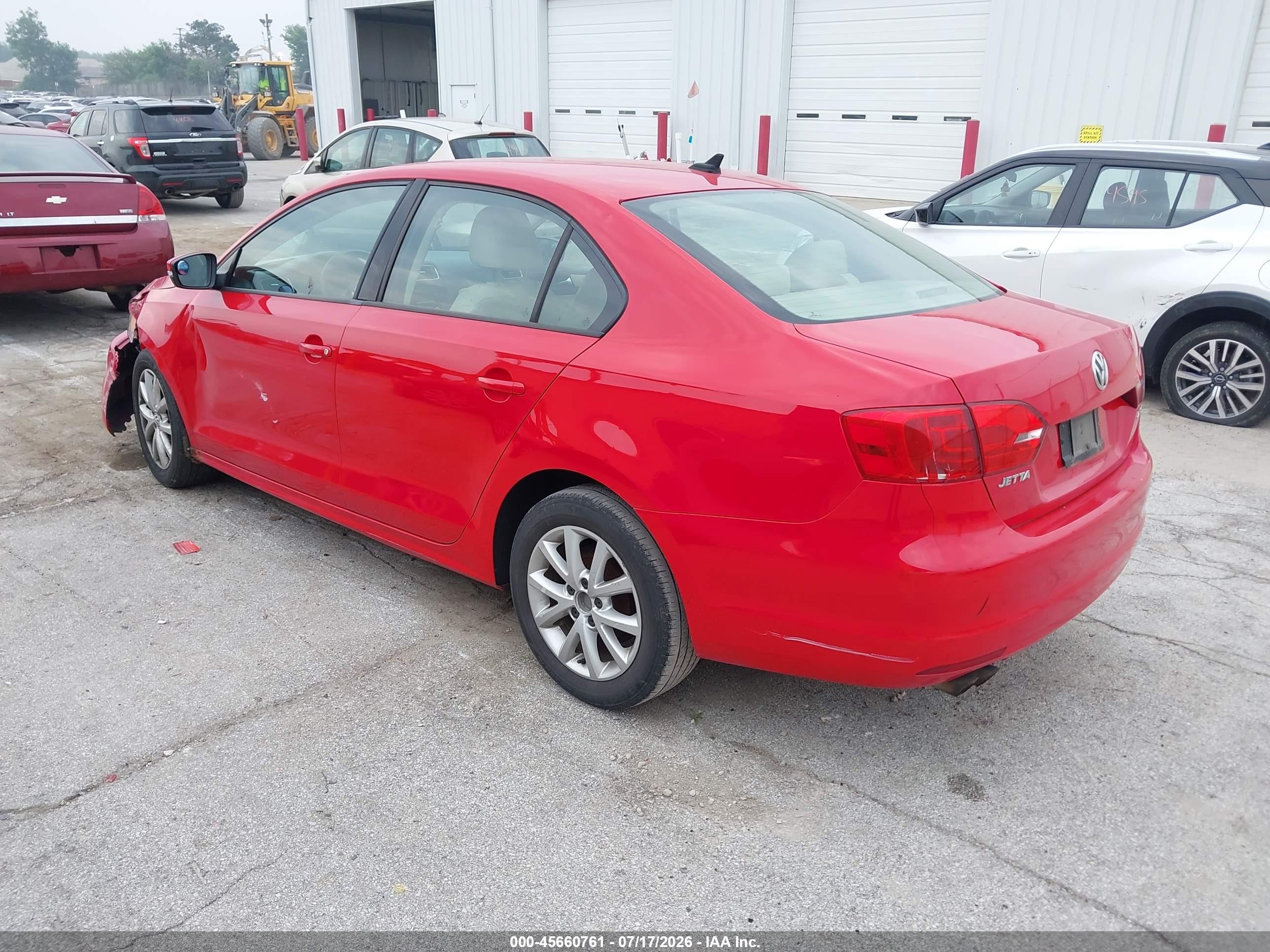 2012 Volkswagen Jetta 2.5l Se Красный vin: 3VWDX7AJ2CM307956