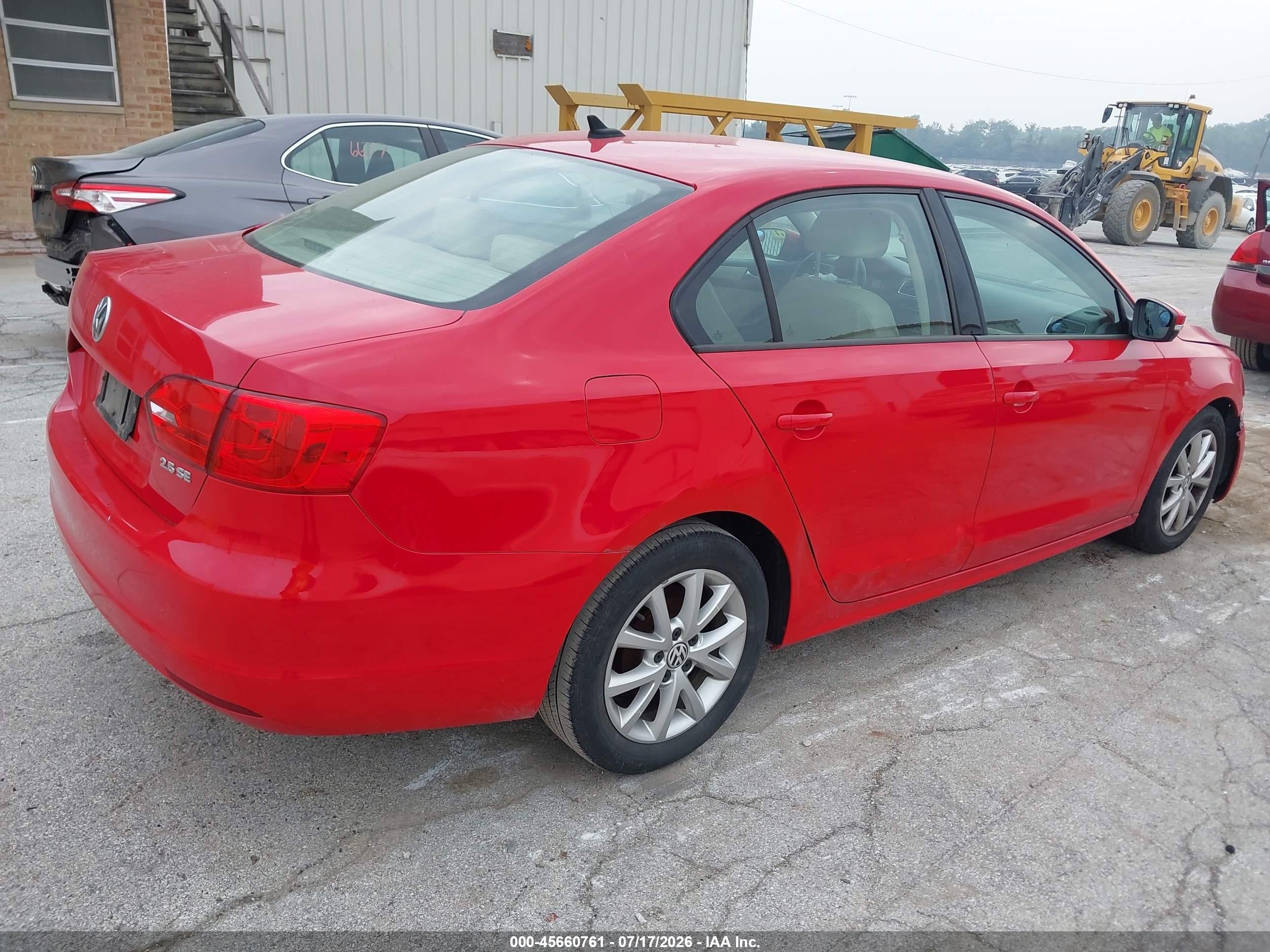 2012 Volkswagen Jetta 2.5l Se Красный vin: 3VWDX7AJ2CM307956