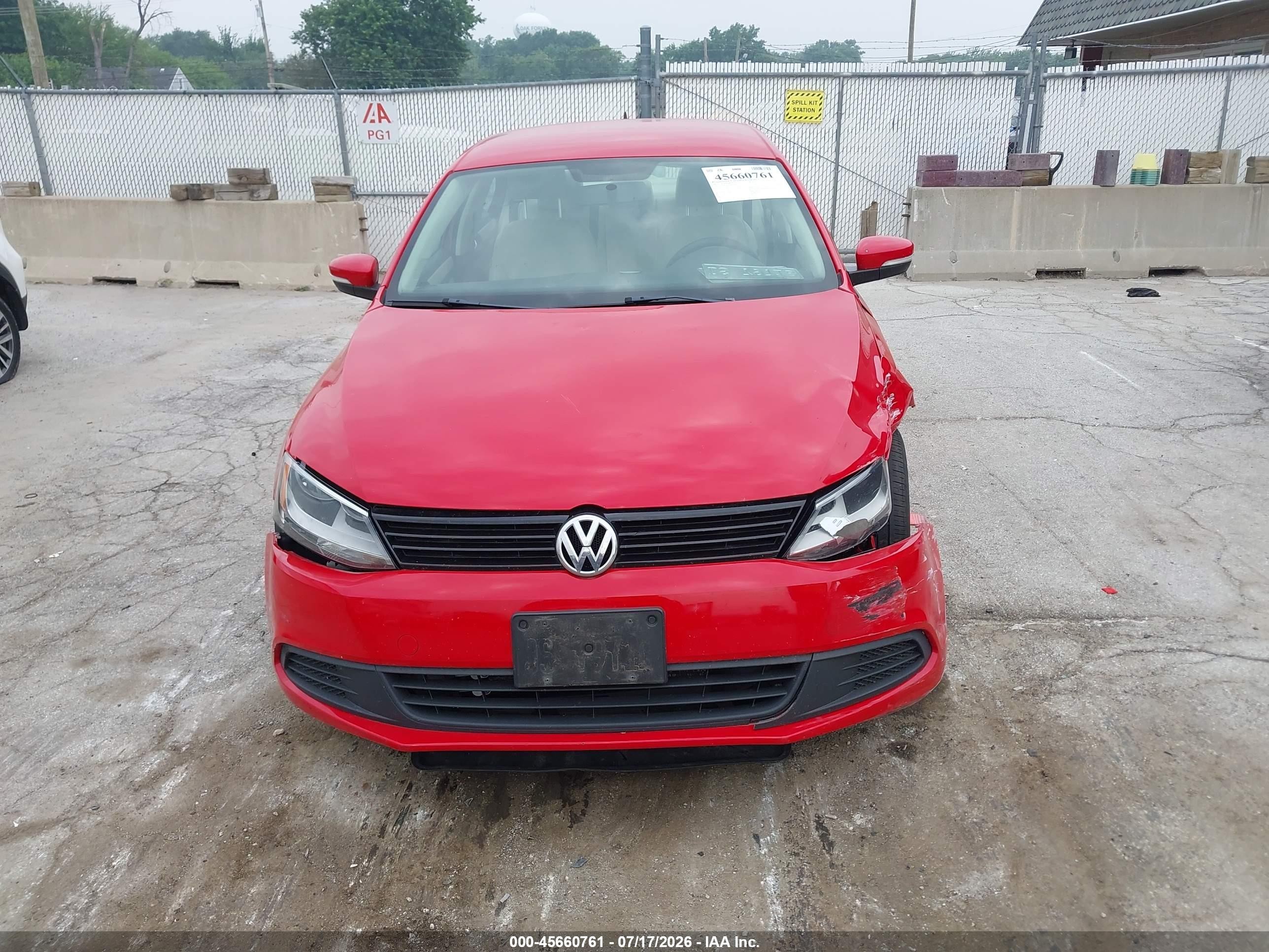 2012 Volkswagen Jetta 2.5l Se Красный vin: 3VWDX7AJ2CM307956