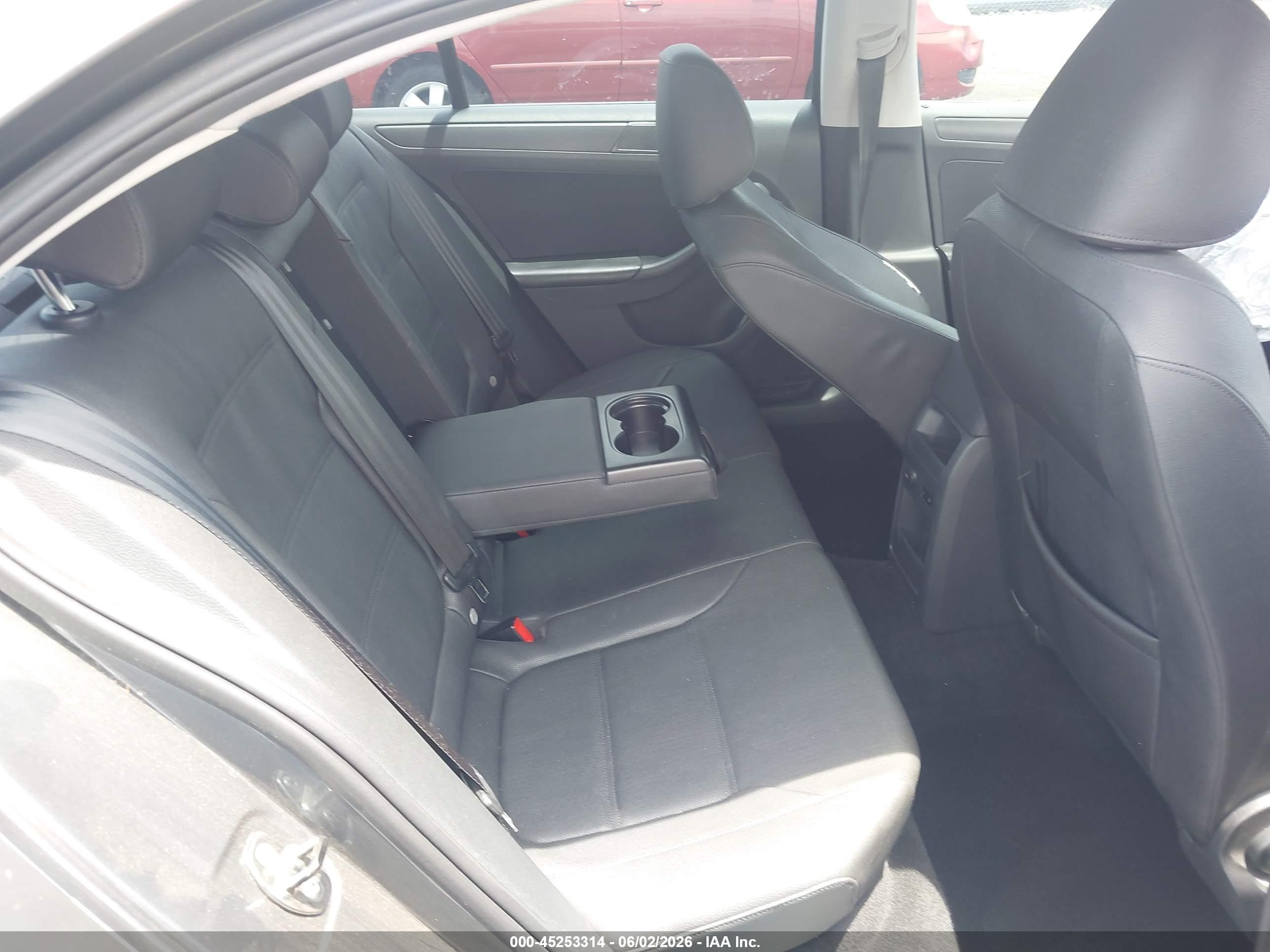 2012 Volkswagen Jetta 2.5l Se Серый vin: 3VWDX7AJ2CM327902