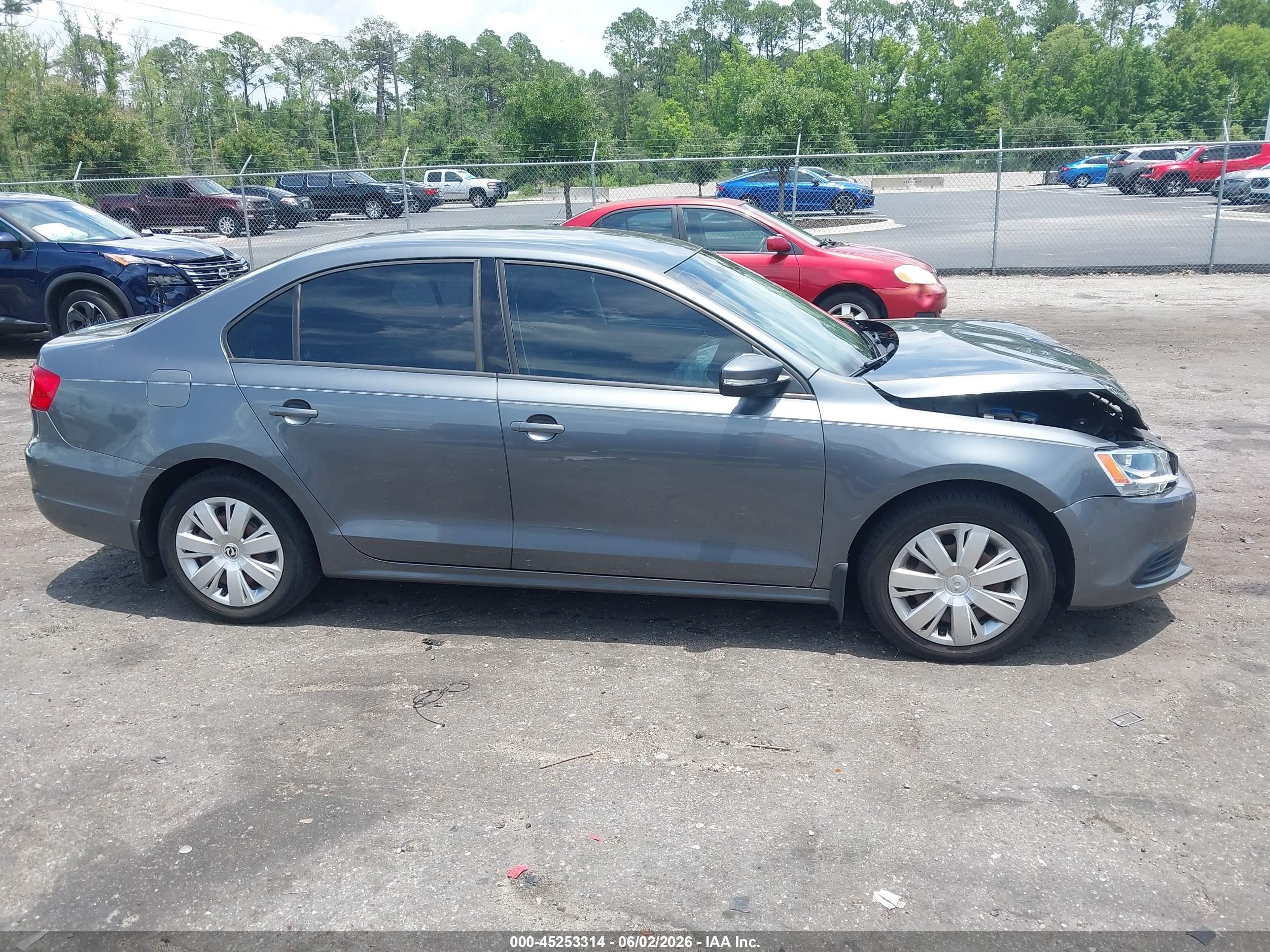 2012 Volkswagen Jetta 2.5l Se Серый vin: 3VWDX7AJ2CM327902