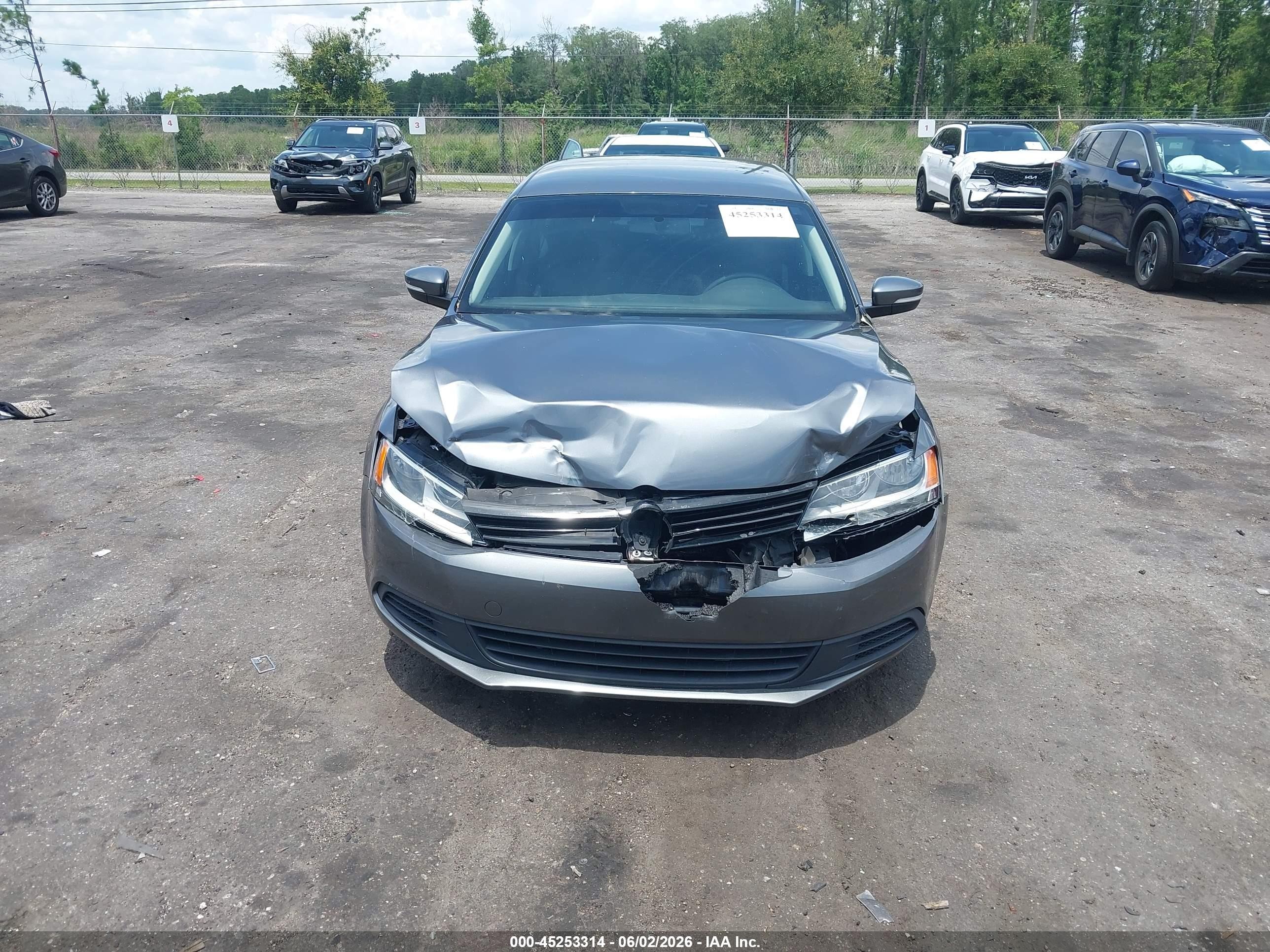 2012 Volkswagen Jetta 2.5l Se Серый vin: 3VWDX7AJ2CM327902