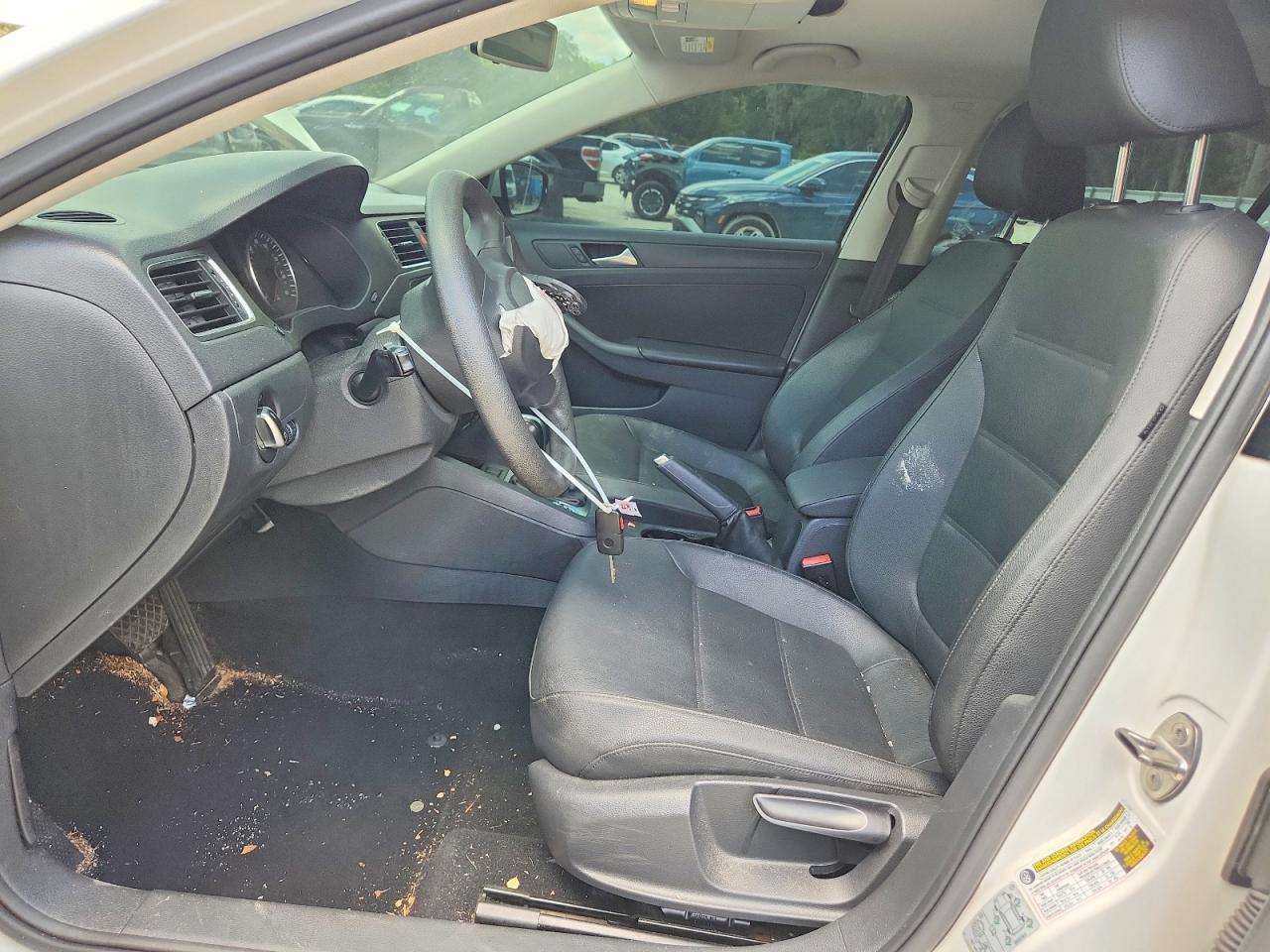 2012 Volkswagen Jetta Se White vin: 3VWDX7AJ2CM387971