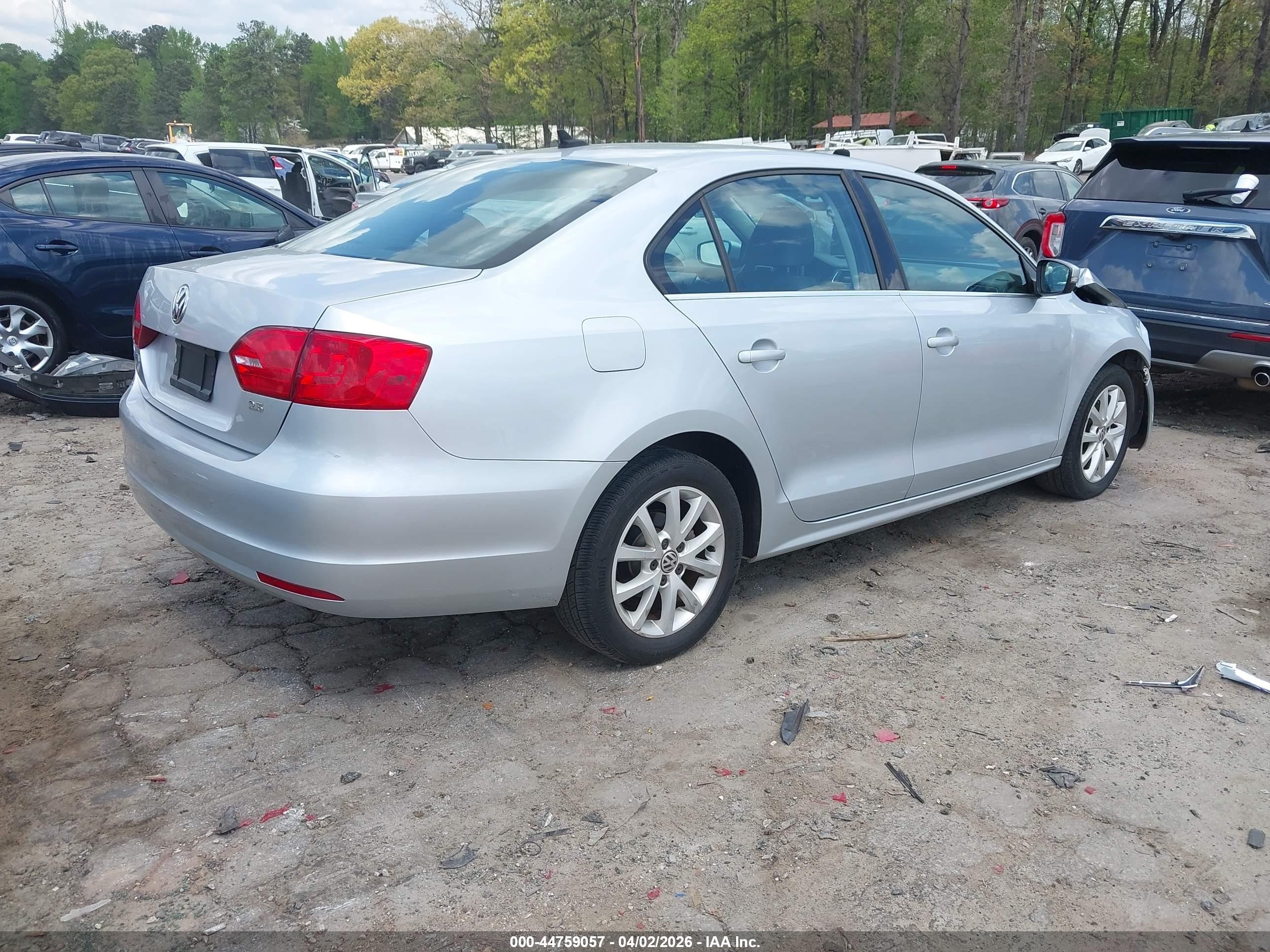 2013 Volkswagen Jetta Se Серебряный vin: 3VWDX7AJ2DM257397