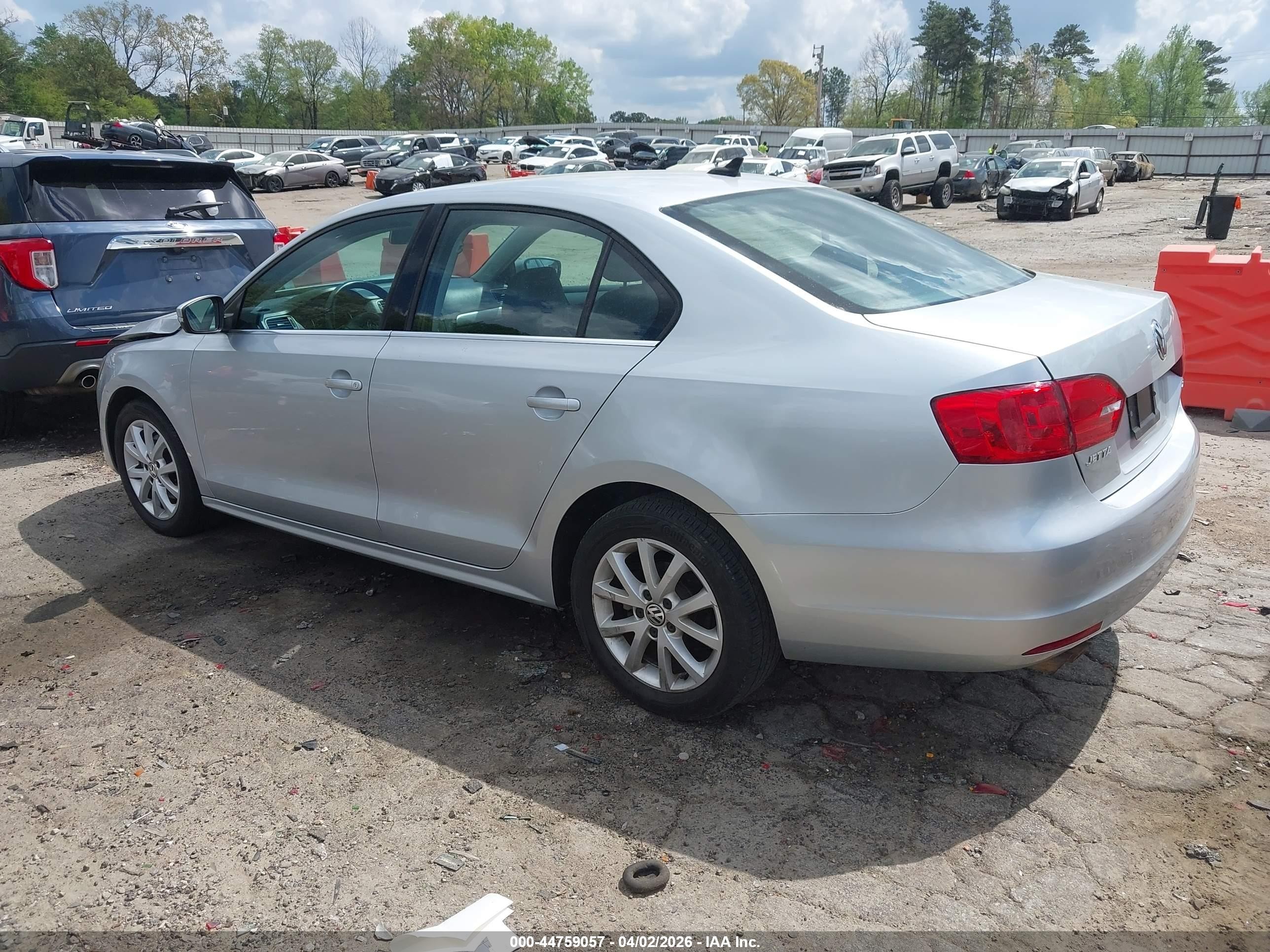2013 Volkswagen Jetta Se Серебряный vin: 3VWDX7AJ2DM257397