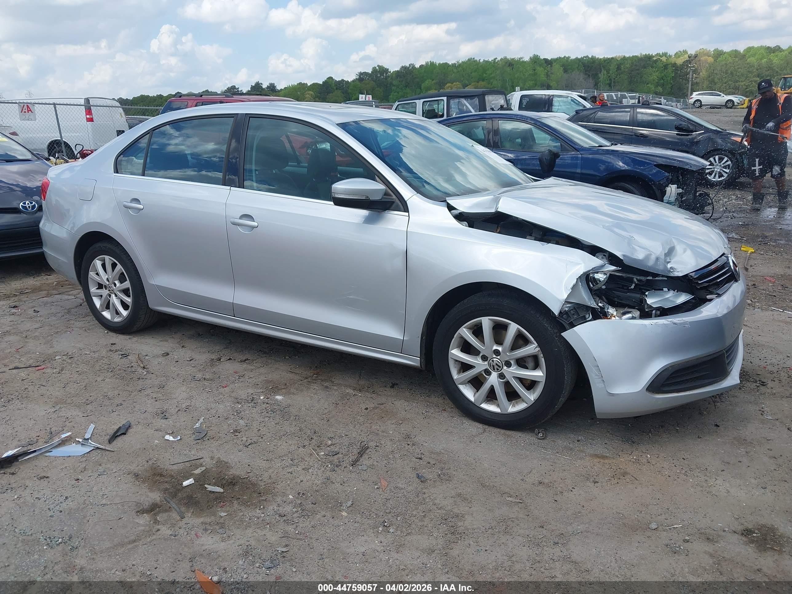 2013 Volkswagen Jetta Se Серебряный vin: 3VWDX7AJ2DM257397