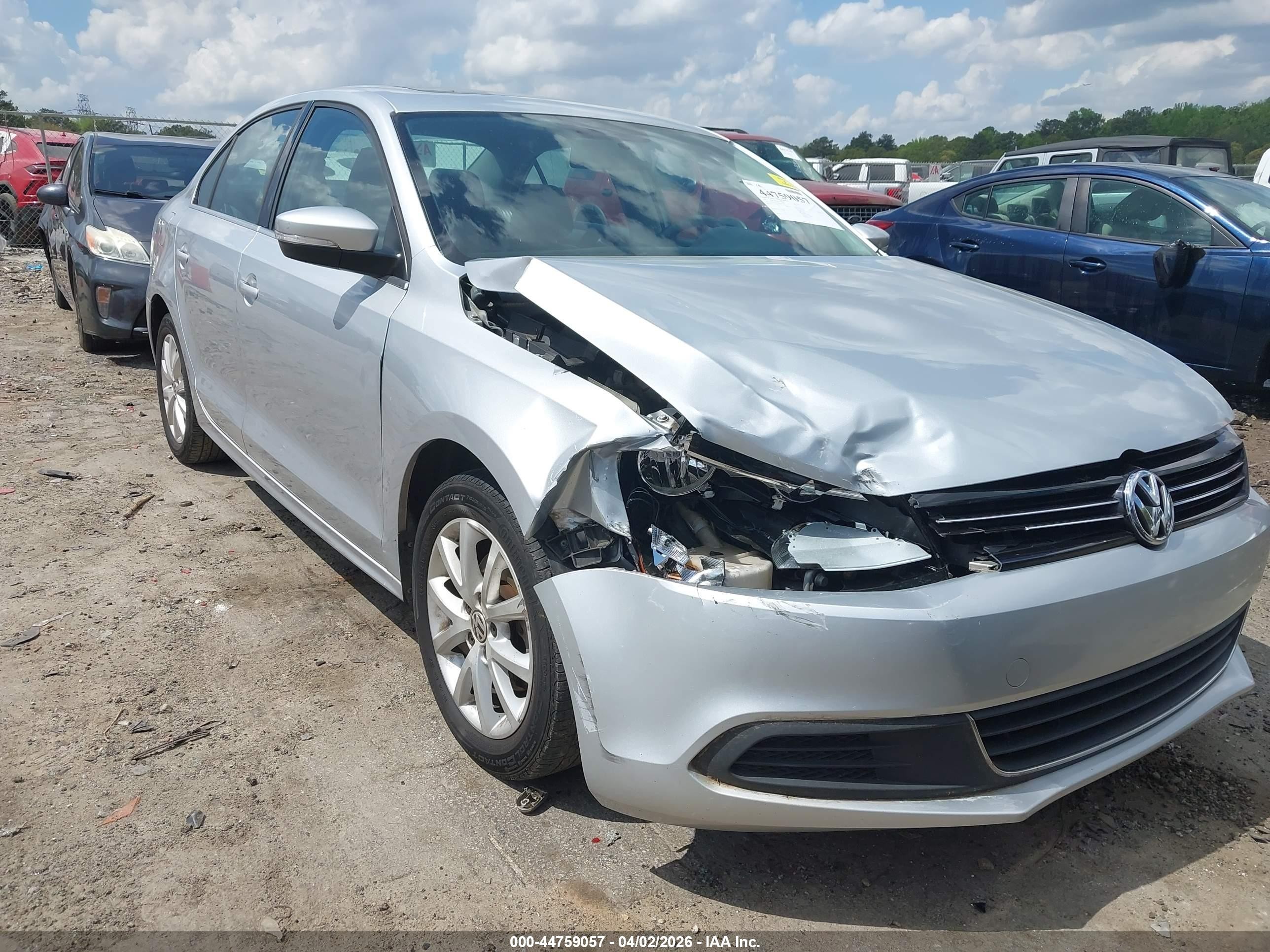 2013 Volkswagen Jetta Se Серебряный vin: 3VWDX7AJ2DM257397