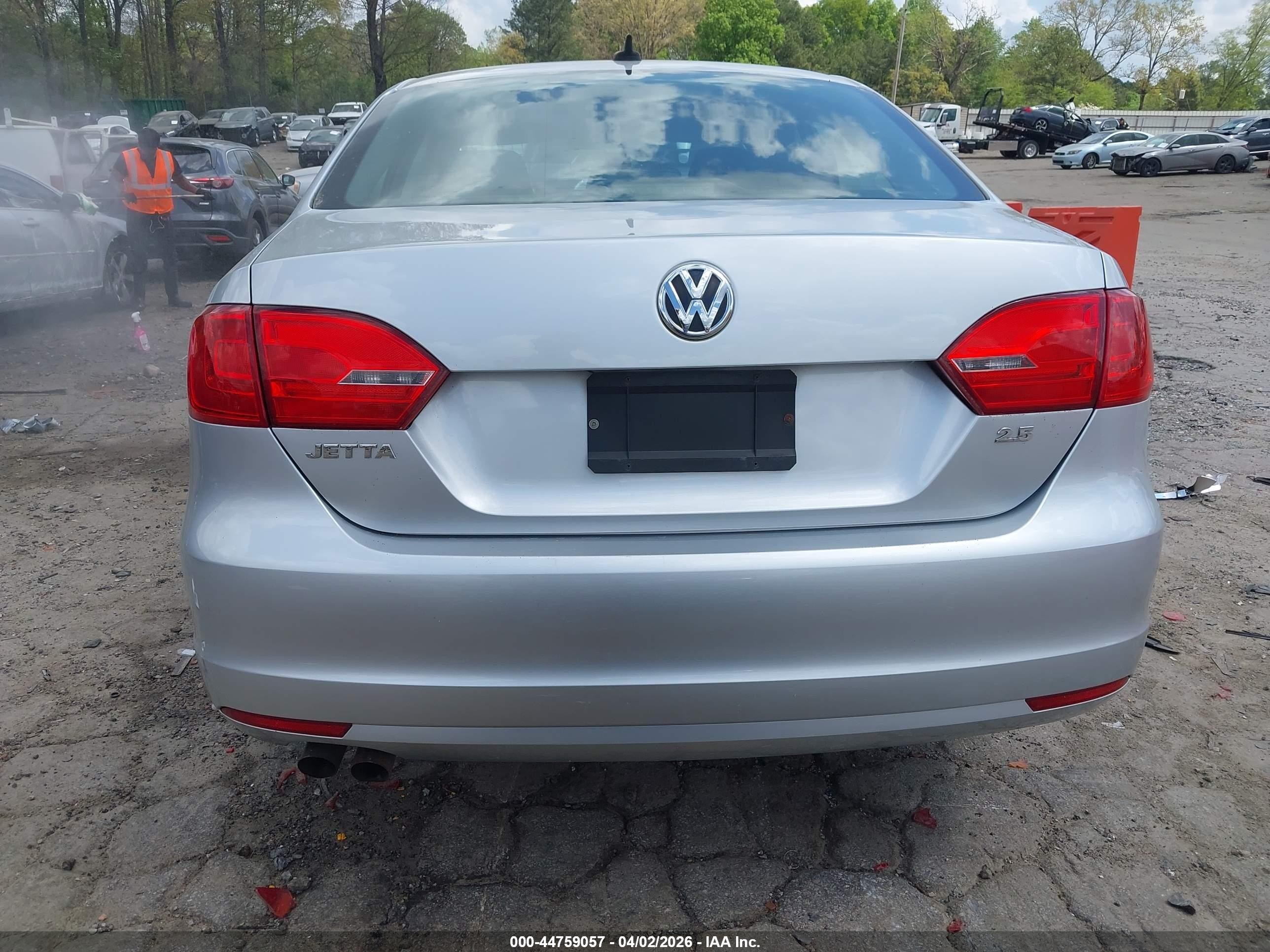 2013 Volkswagen Jetta Se Серебряный vin: 3VWDX7AJ2DM257397