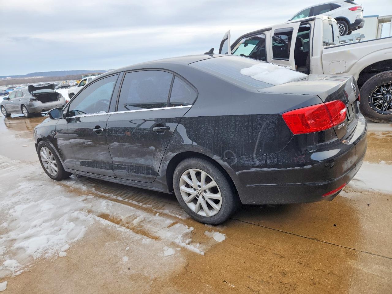 2013 Volkswagen Jetta Se Black vin: 3VWDX7AJ2DM350467