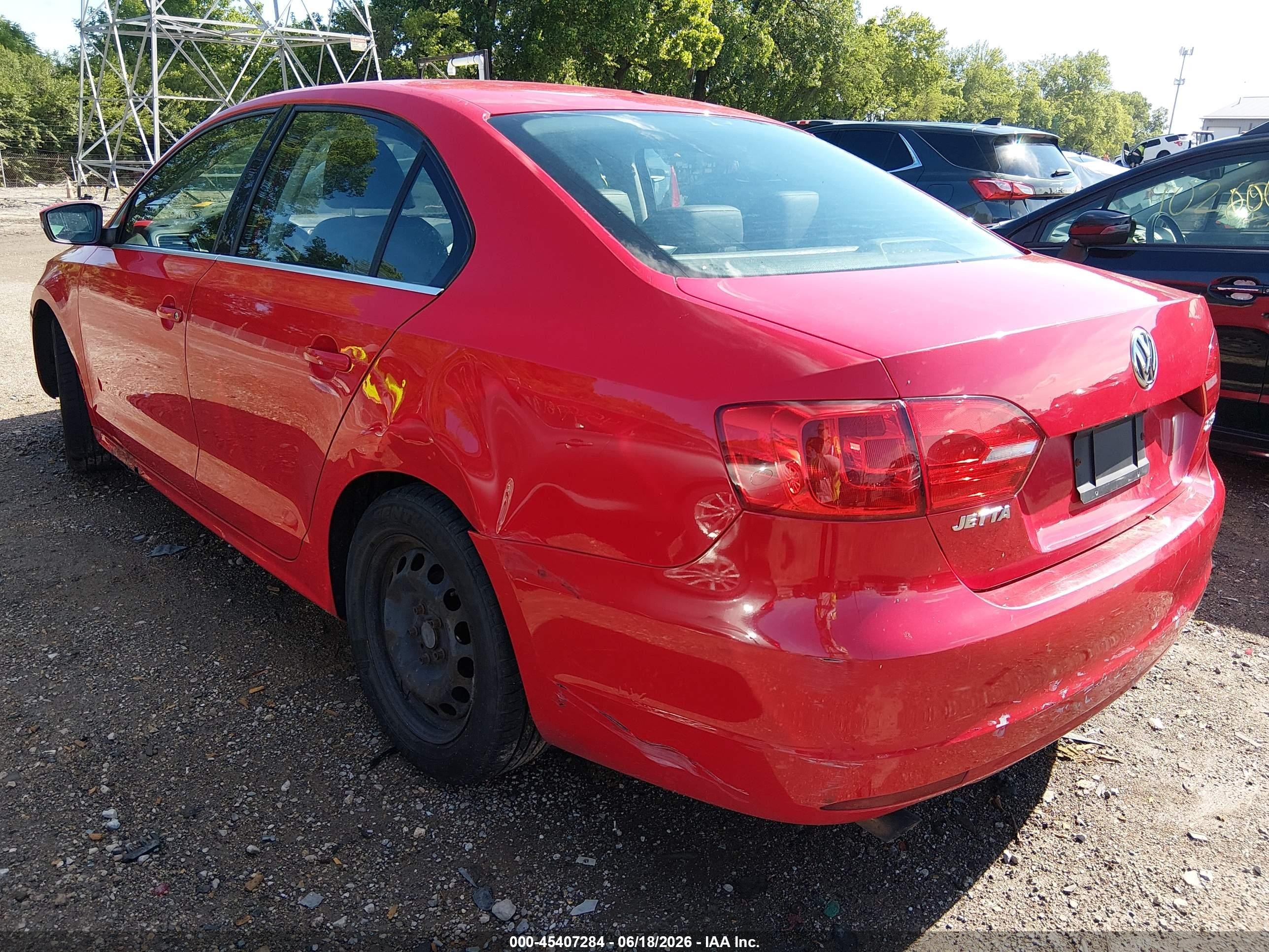 2013 Volkswagen Jetta 2.5l Se Red vin: 3VWDX7AJ2DM369181