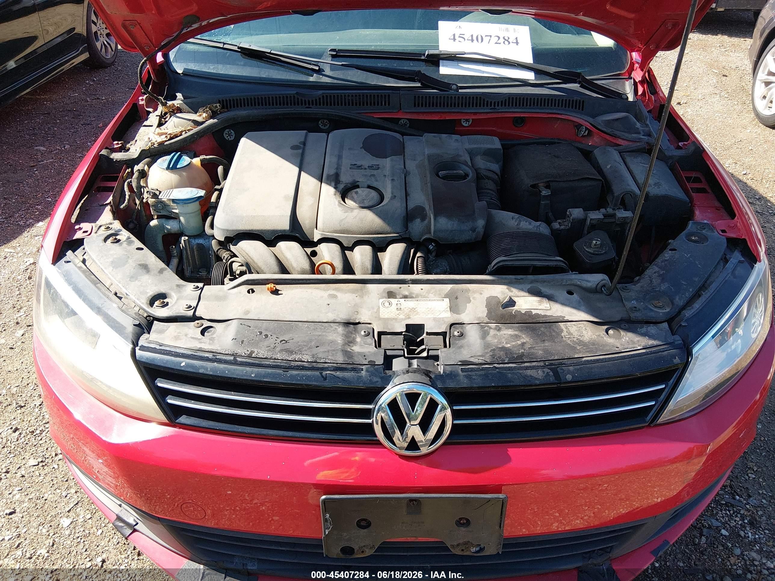 2013 Volkswagen Jetta 2.5l Se Red vin: 3VWDX7AJ2DM369181
