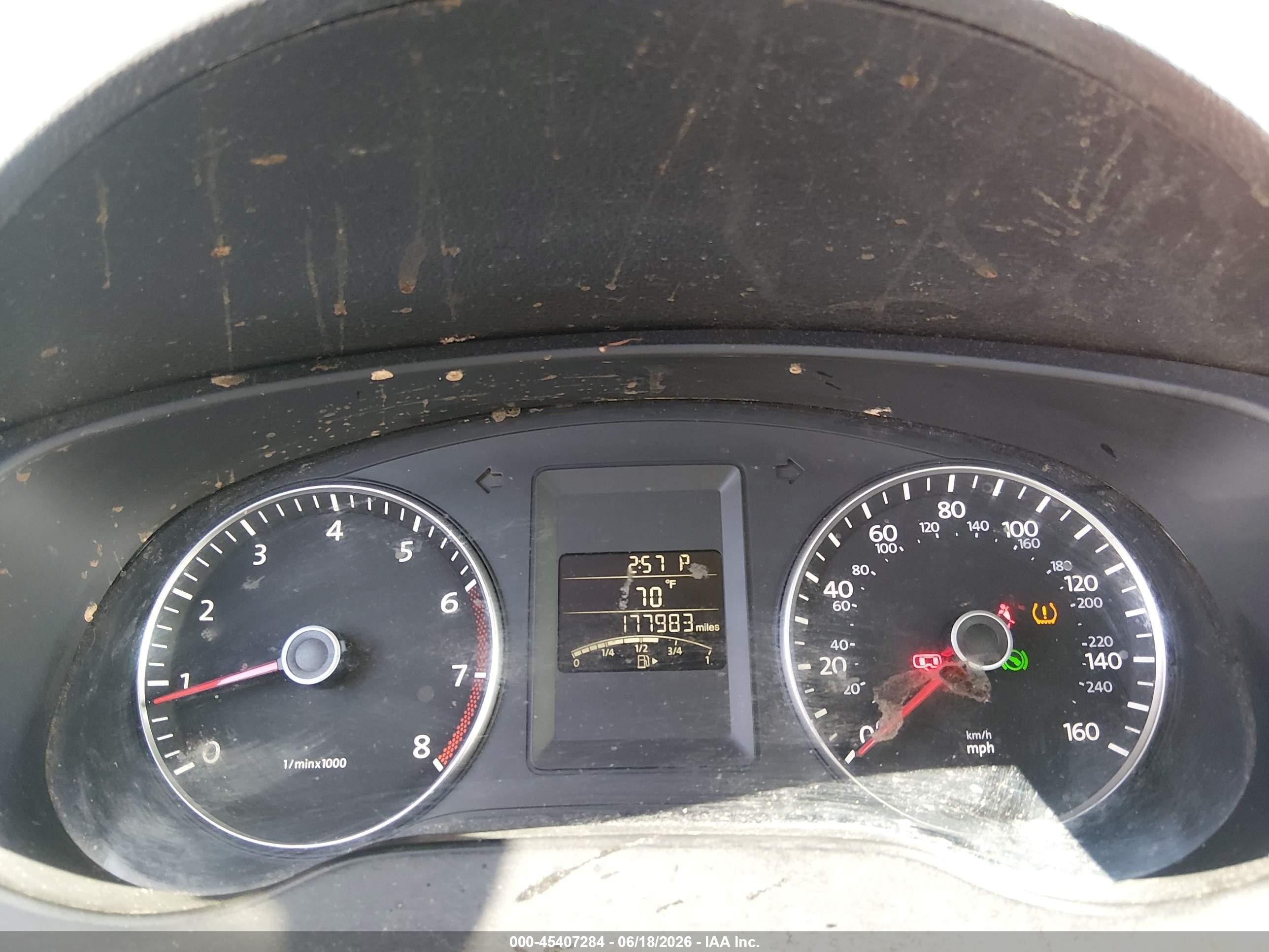 2013 Volkswagen Jetta 2.5l Se Красный vin: 3VWDX7AJ2DM369181