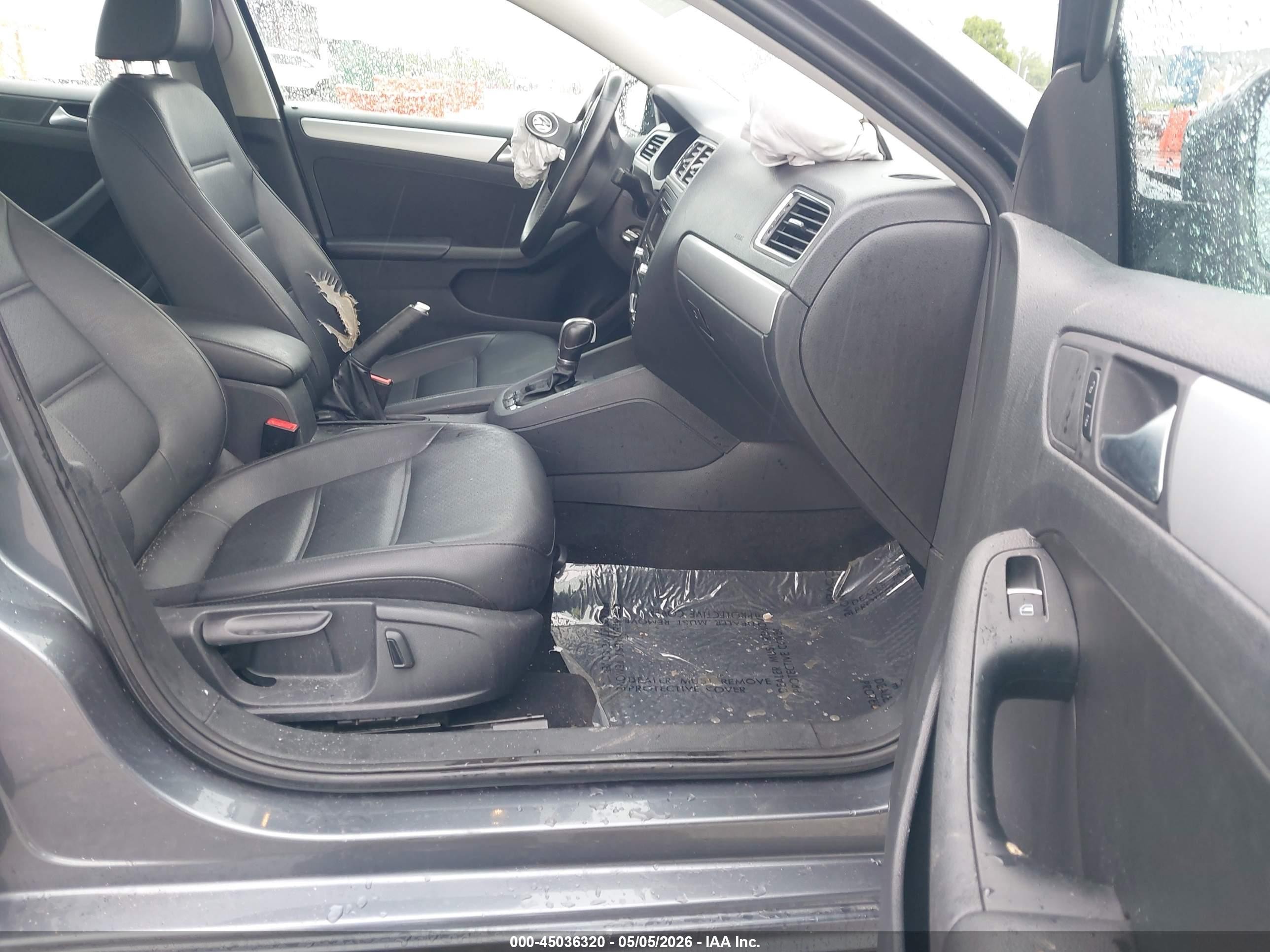 2013 Volkswagen Jetta 2.5l Se Gray vin: 3VWDX7AJ2DM383999