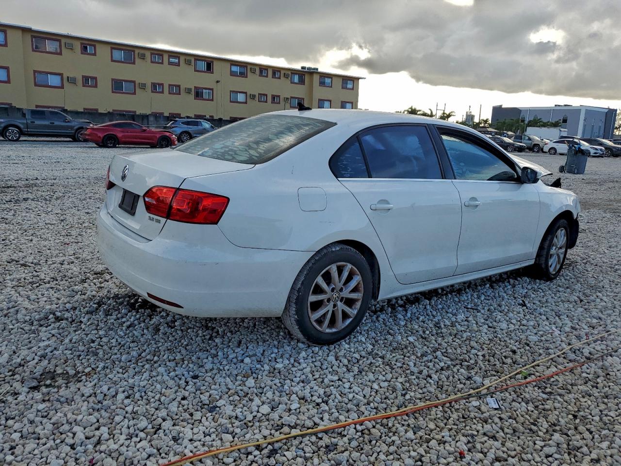 2013 Volkswagen Jetta Se White vin: 3VWDX7AJ2DM391083