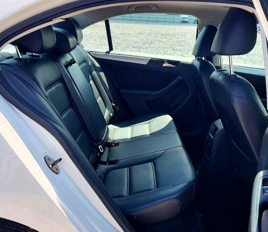 2013 Volkswagen Jetta Se White vin: 3VWDX7AJ2DM441786