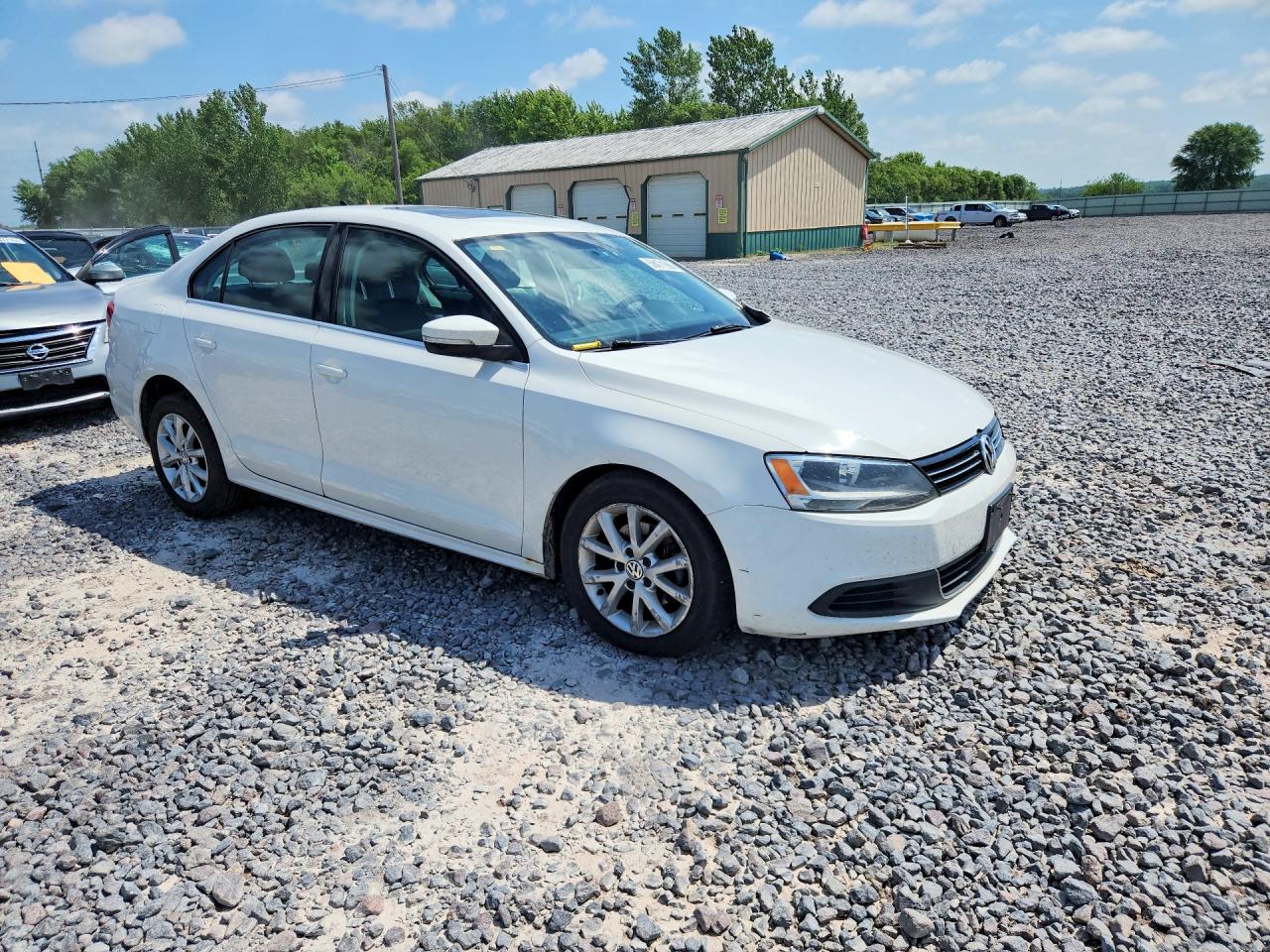 2013 Volkswagen Jetta Se White vin: 3VWDX7AJ2DM441786