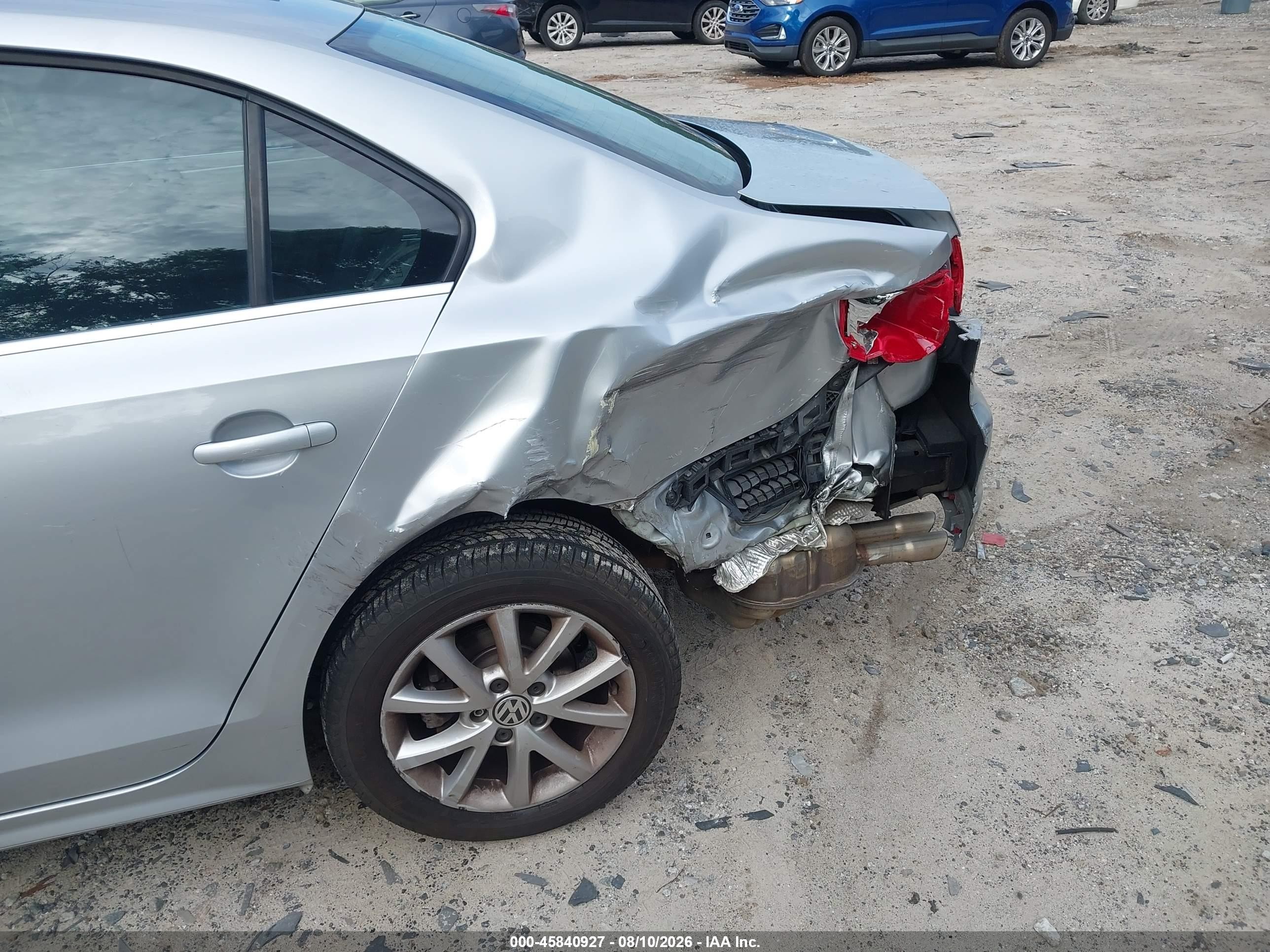 2013 Volkswagen Jetta 2.5l Se Silver vin: 3VWDX7AJ2DM450570
