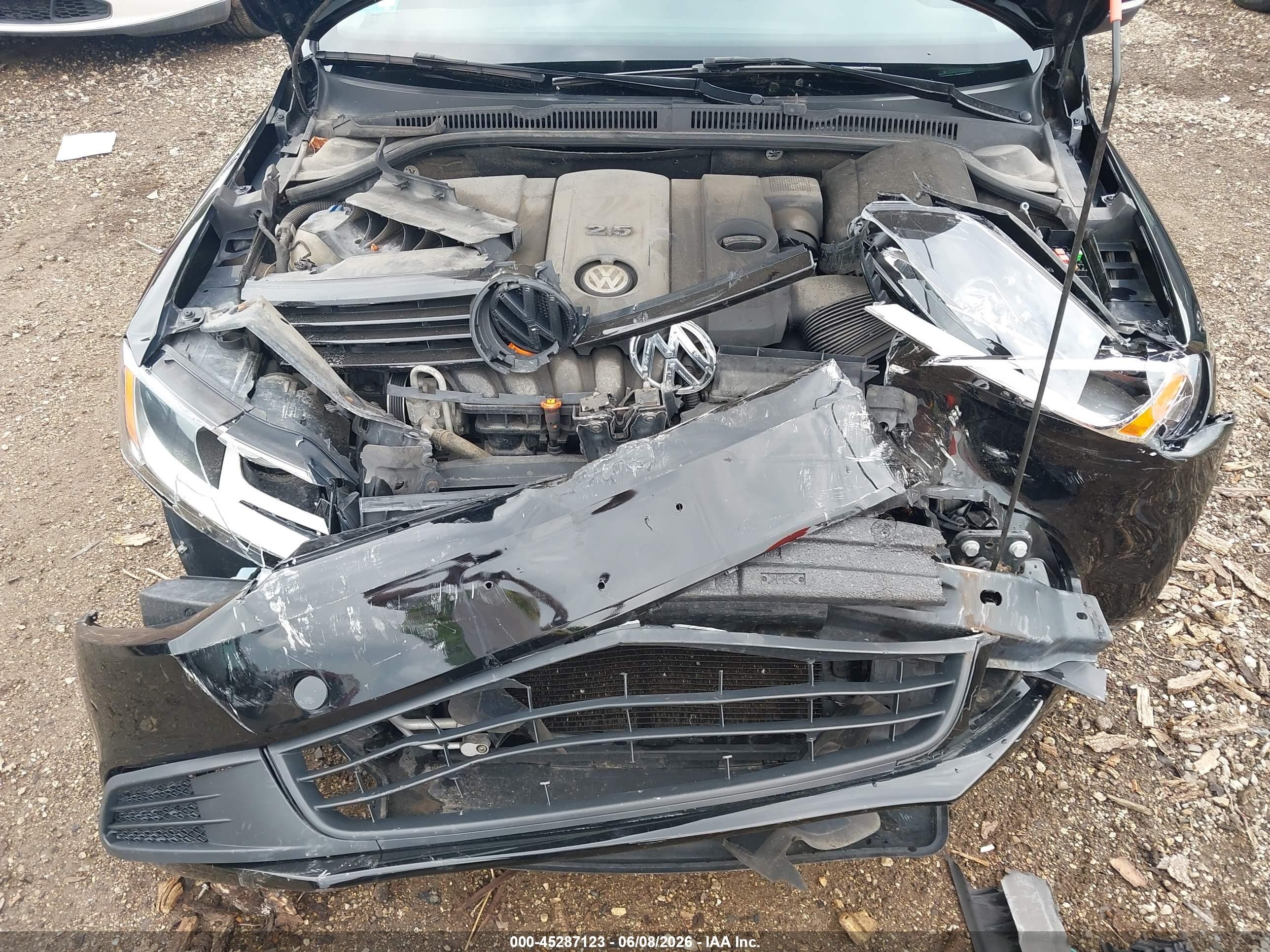 2011 Volkswagen Jetta 2.5l Se Черный vin: 3VWDX7AJ3BM336008