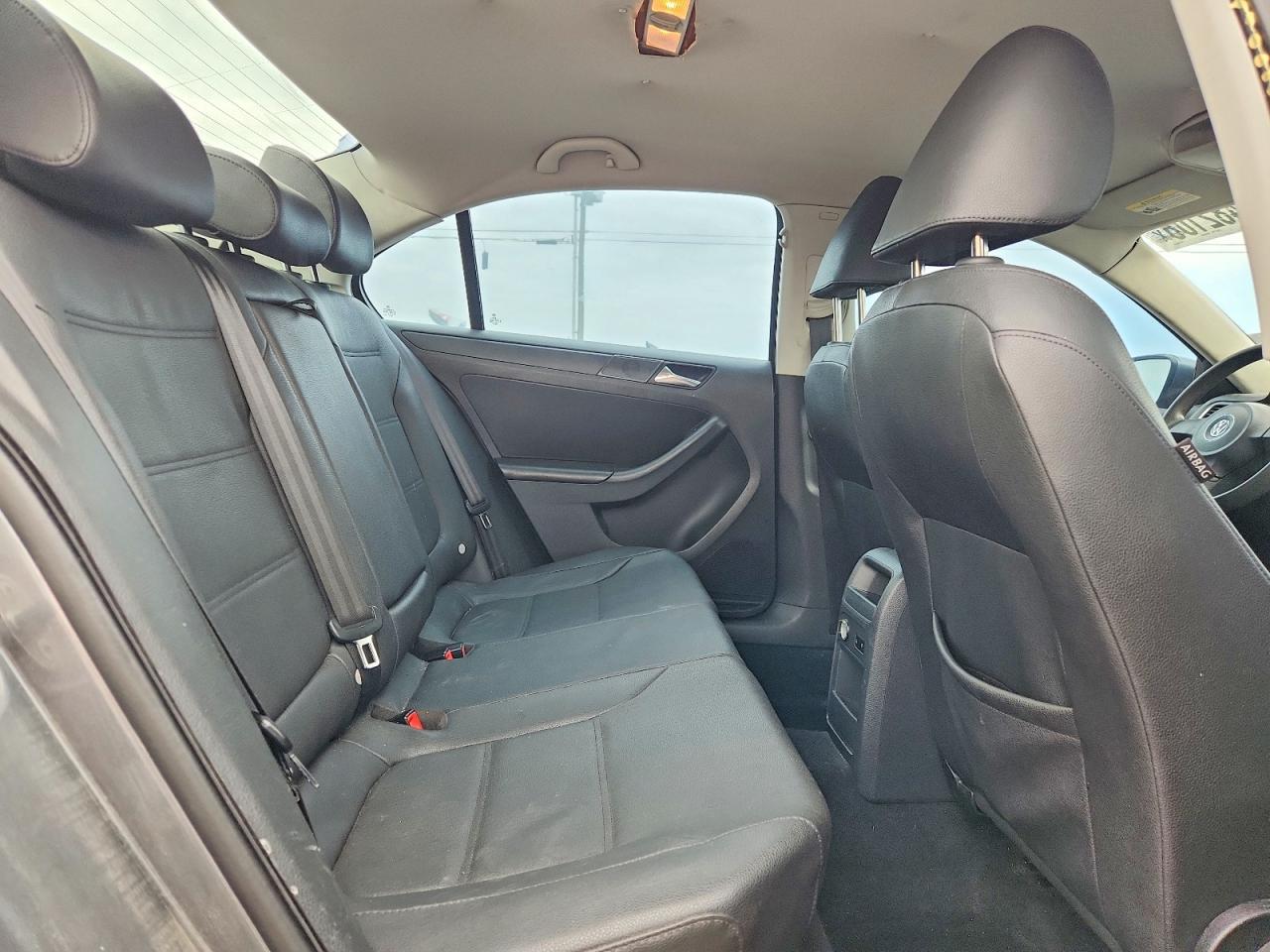 2011 Volkswagen Jetta Se Charcoal vin: 3VWDX7AJ3BM346862