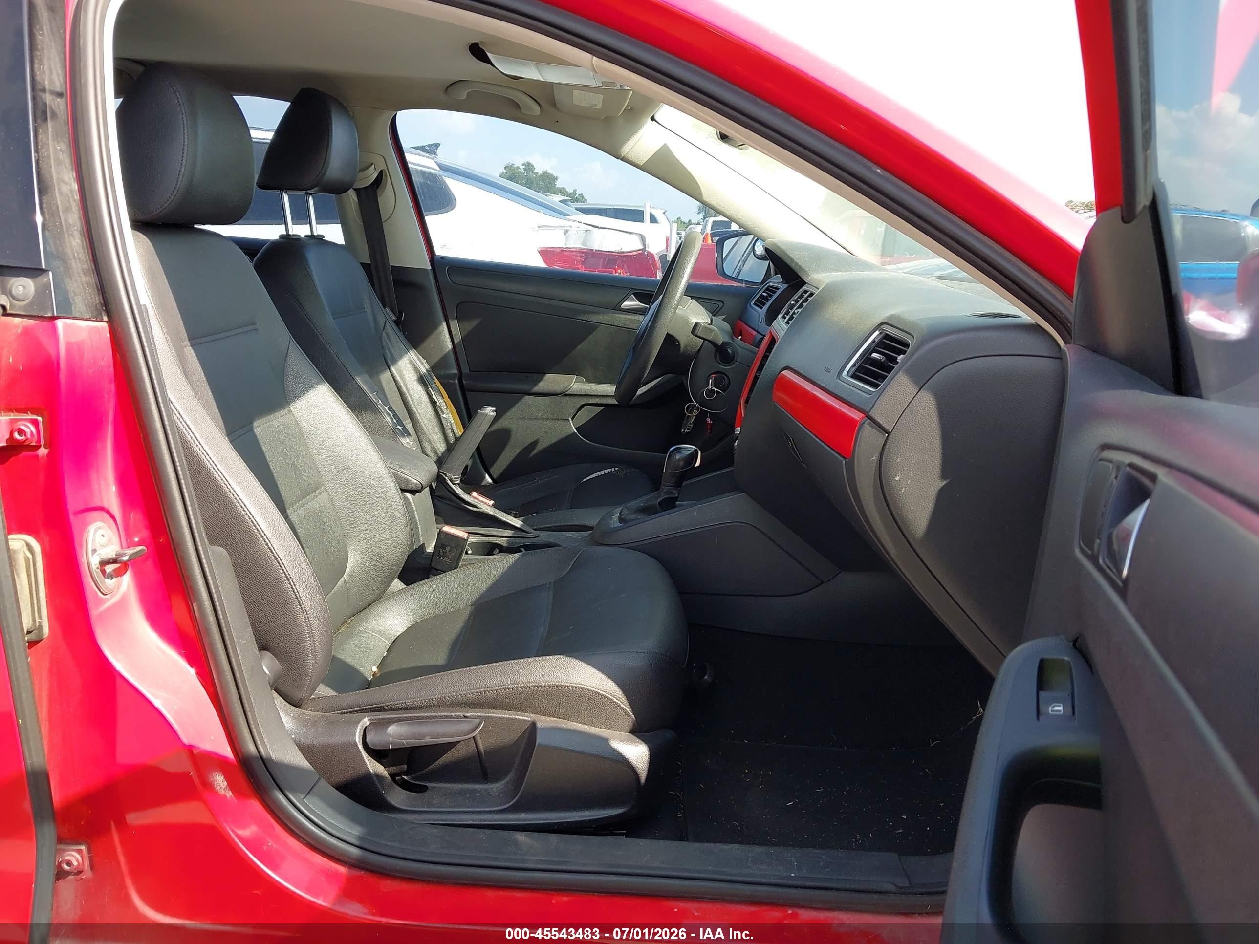 2011 Volkswagen Jetta 2.5l Se Red vin: 3VWDX7AJ3BM373396